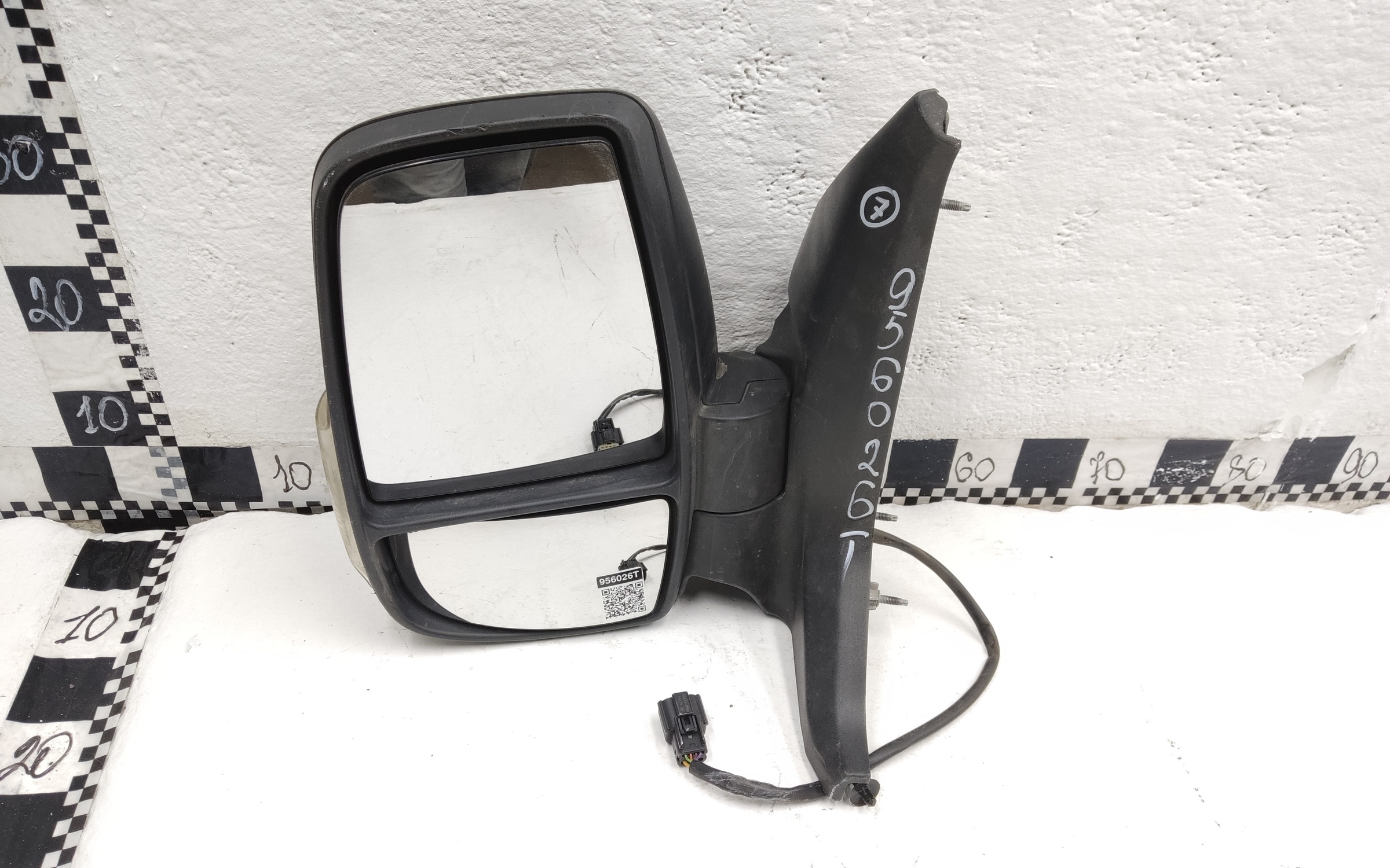 Зеркало левое Ford Transit 7 6 контактов короткий кронштейн