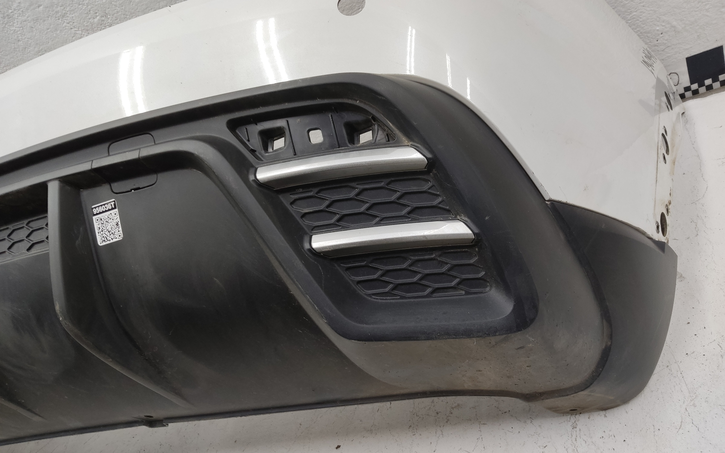 Бампер задний верхняя часть Haval Jolion Restail с отверстиями под накладки