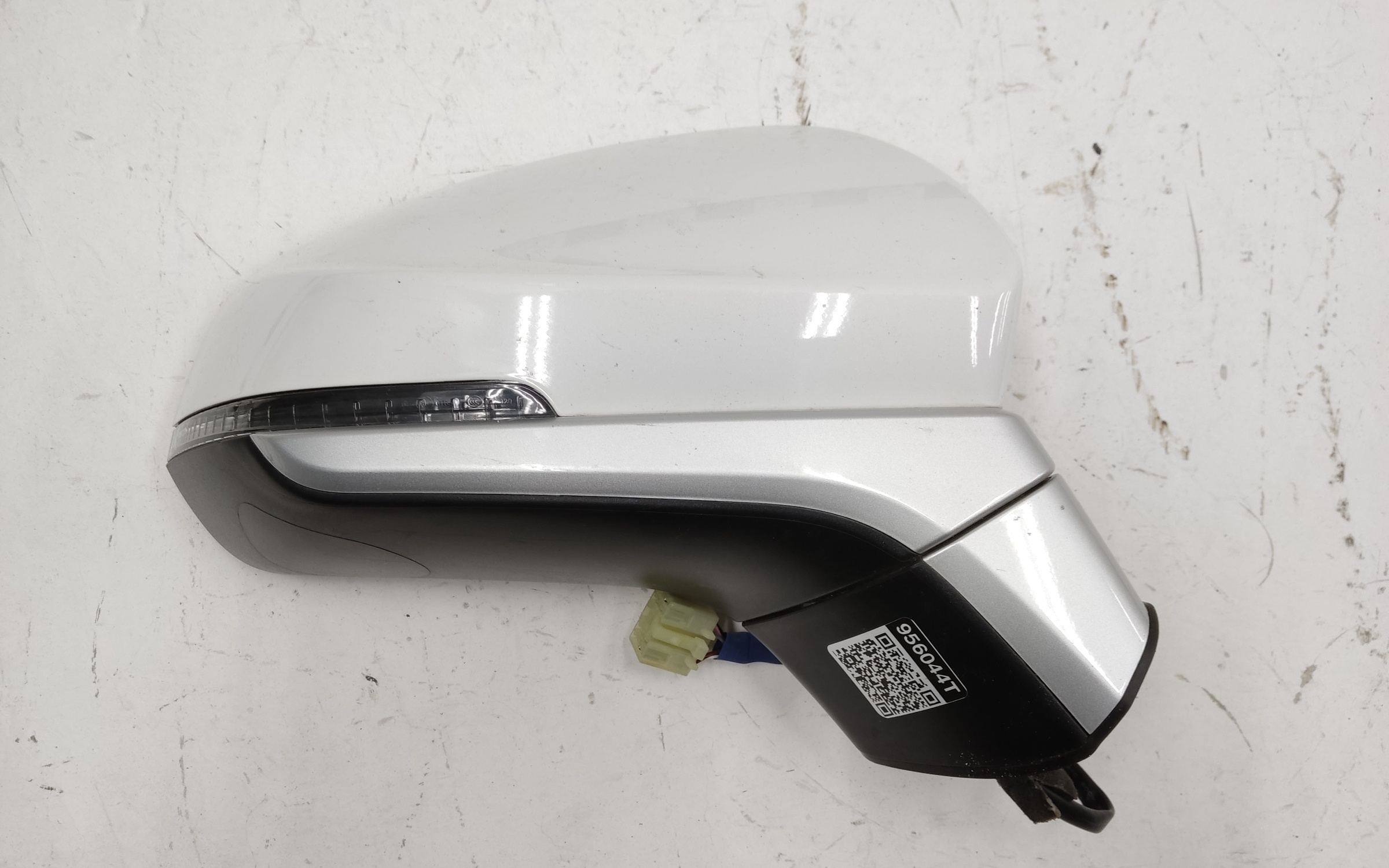 Зеркало правое Москвич 3 6 контактов