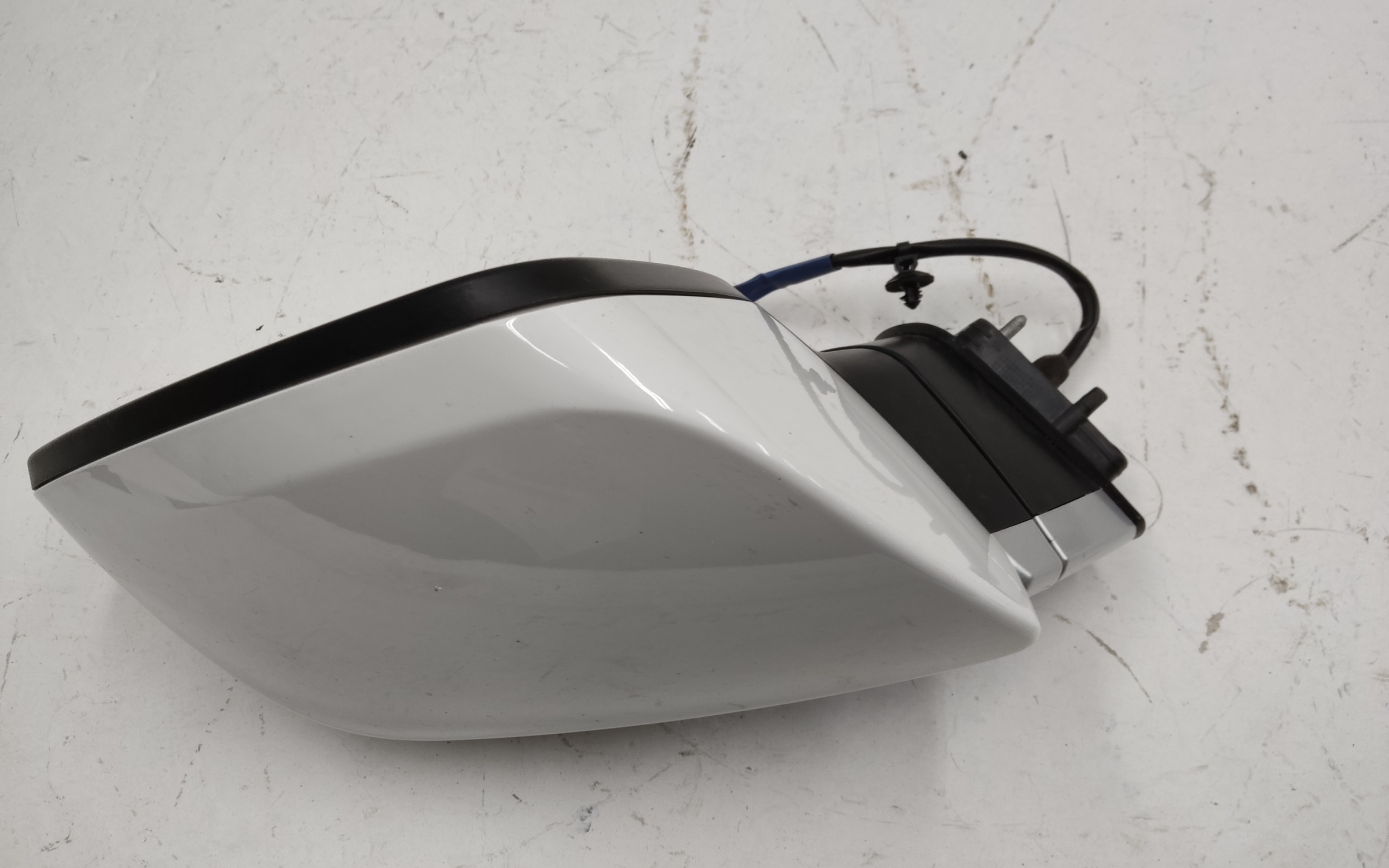 Зеркало правое Москвич 3 6 контактов