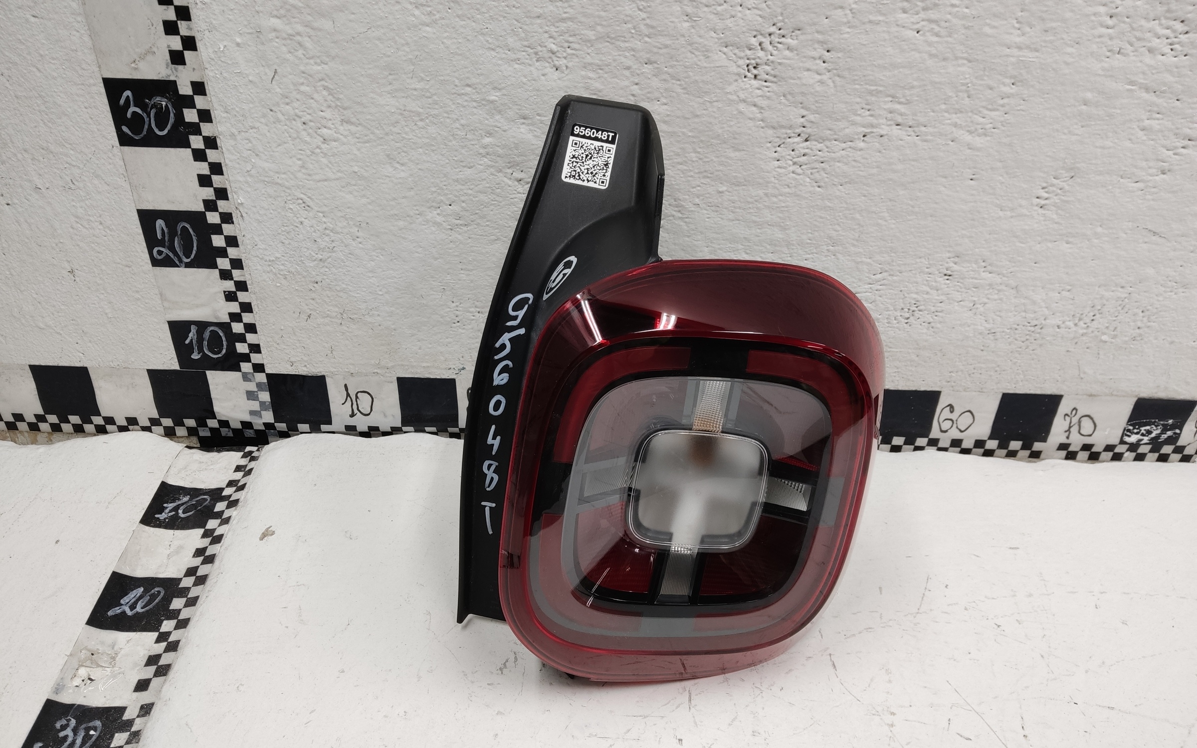 Фонарь задний правый Renault Duster 2