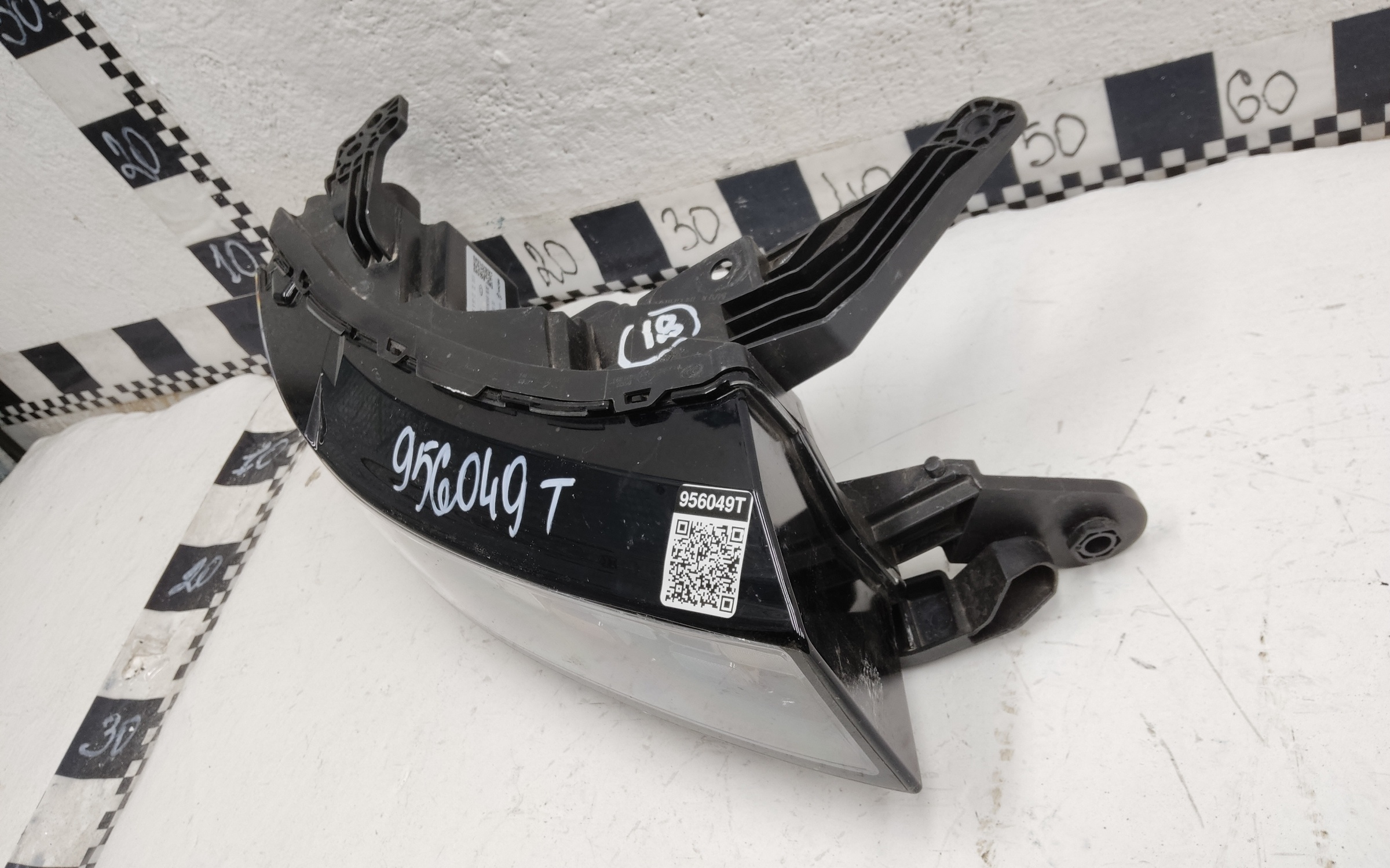 Фара ДХО передняя правая Jaecoo J7