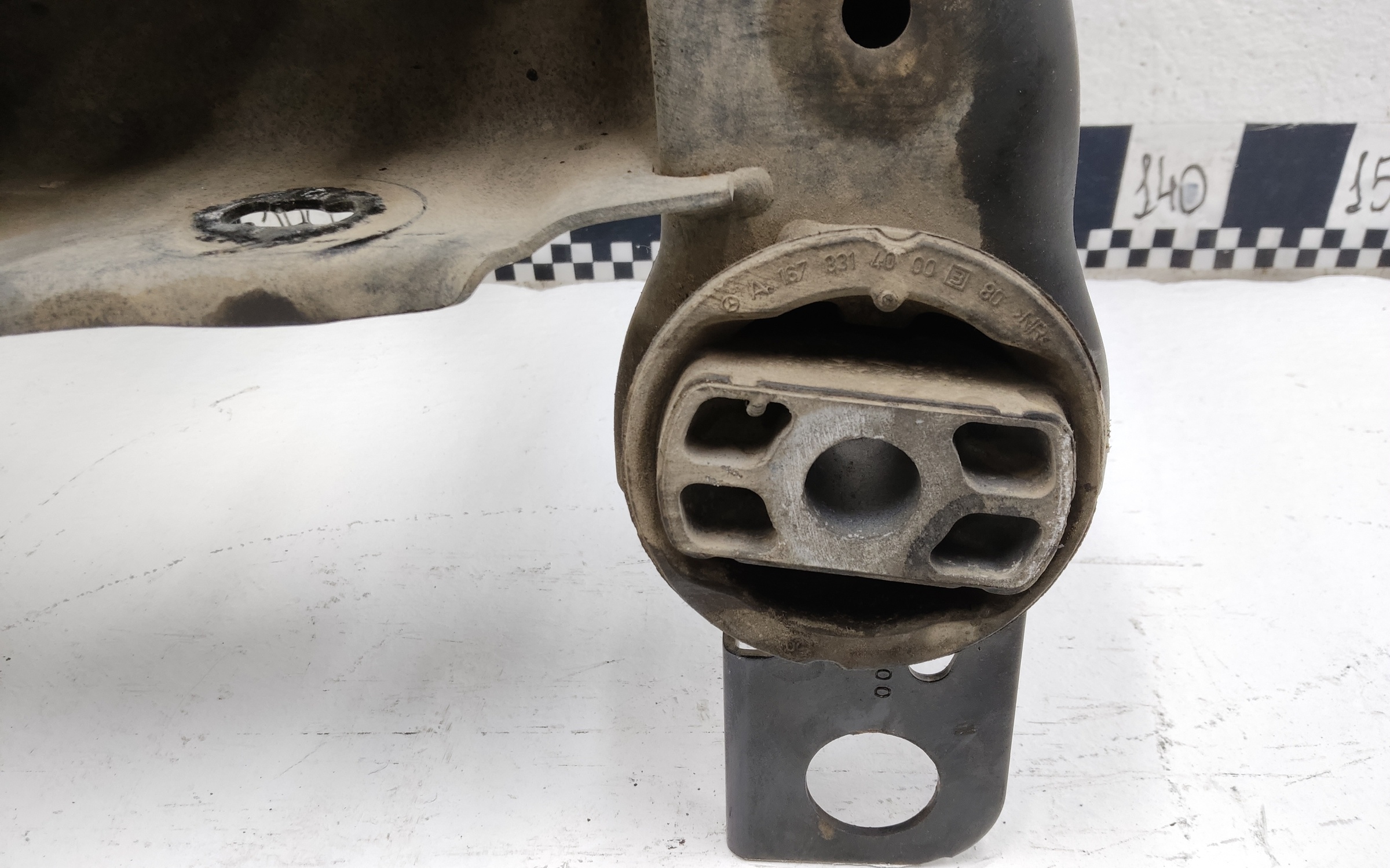 Подрамник передний Mercedes-benz GLS-klasse X167