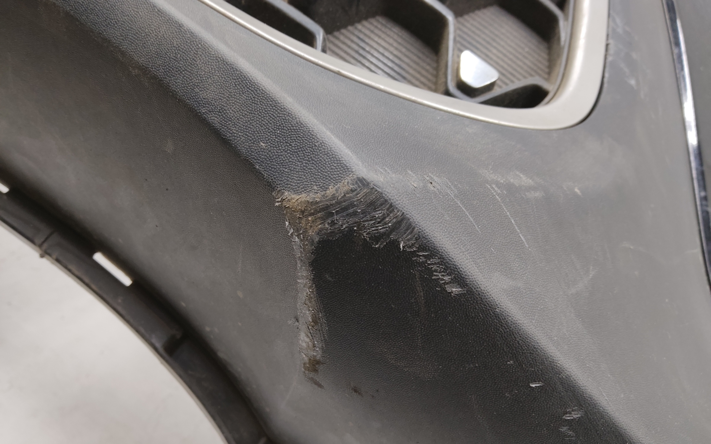 Бампер передний верхняя часть Kia Soul 3