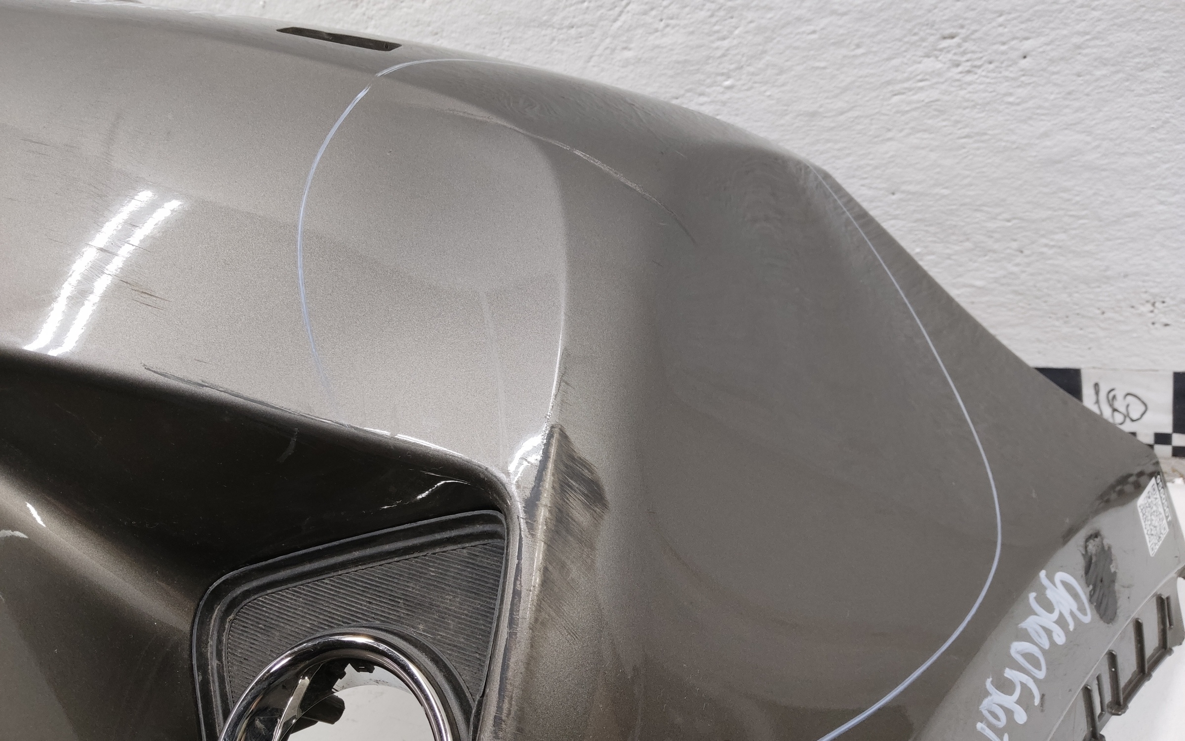 Бампер передний Toyota RAV4 CA40 Restail