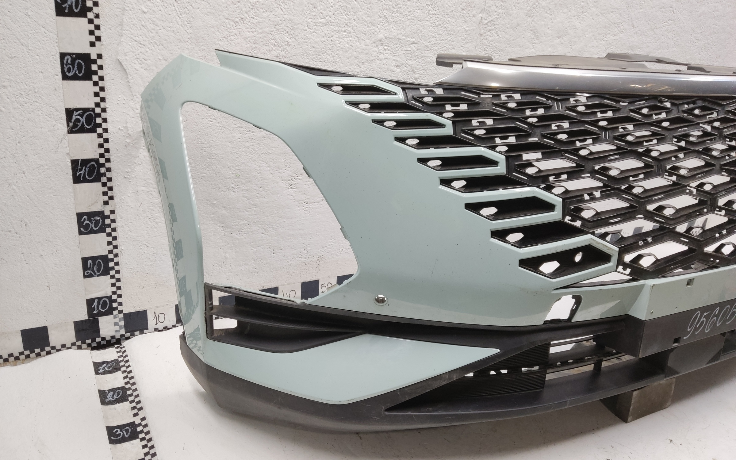 Бампер передний Omoda C5