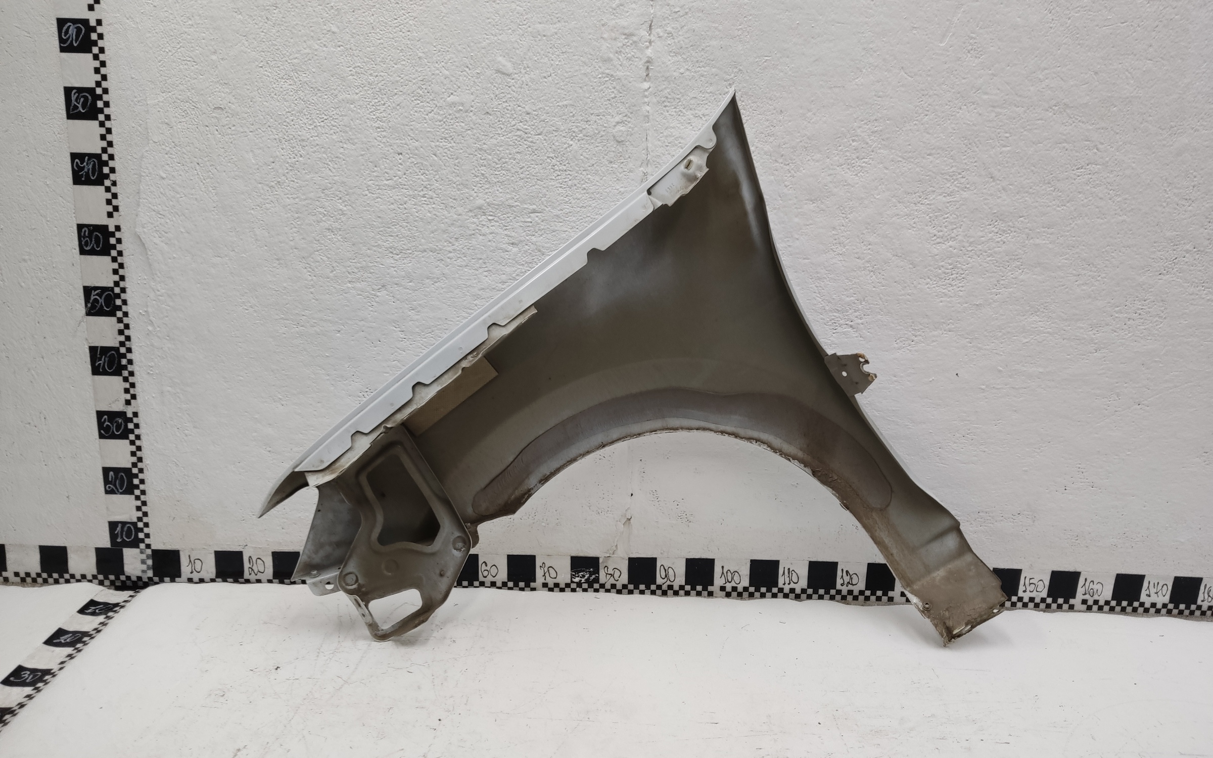 Крыло переднее правое Lada Largus 1 Restail