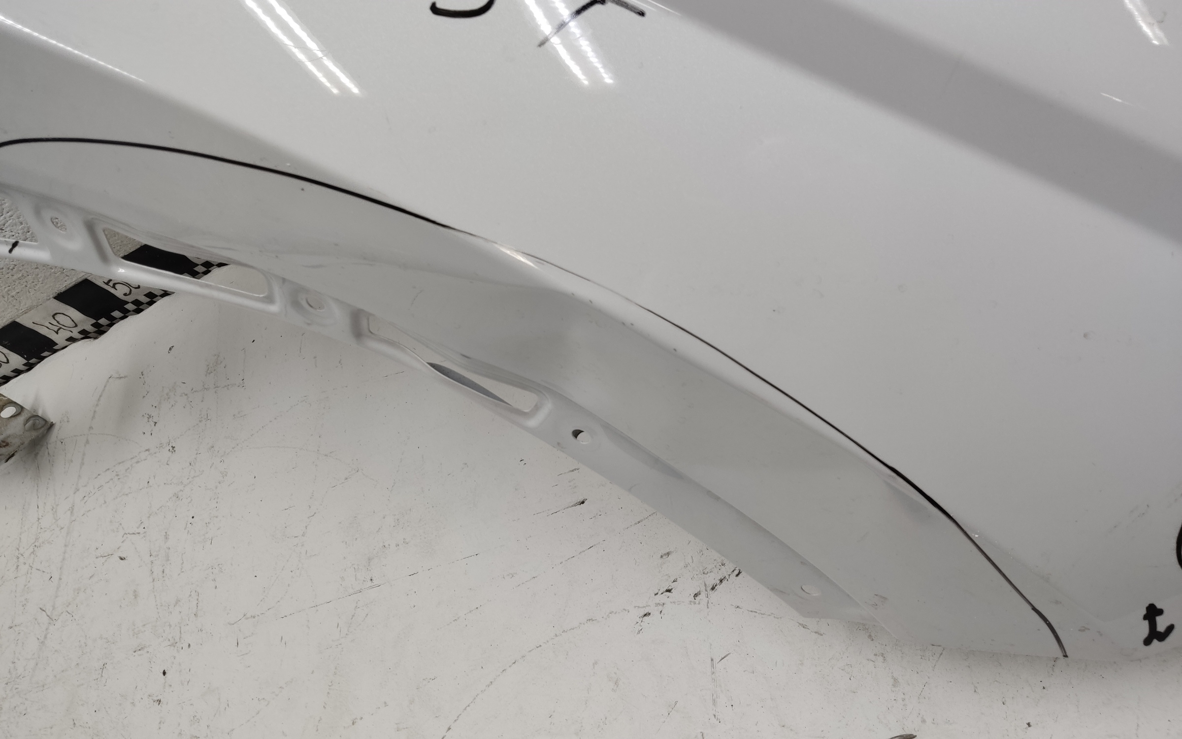 Крыло переднее правое Jaecoo J7