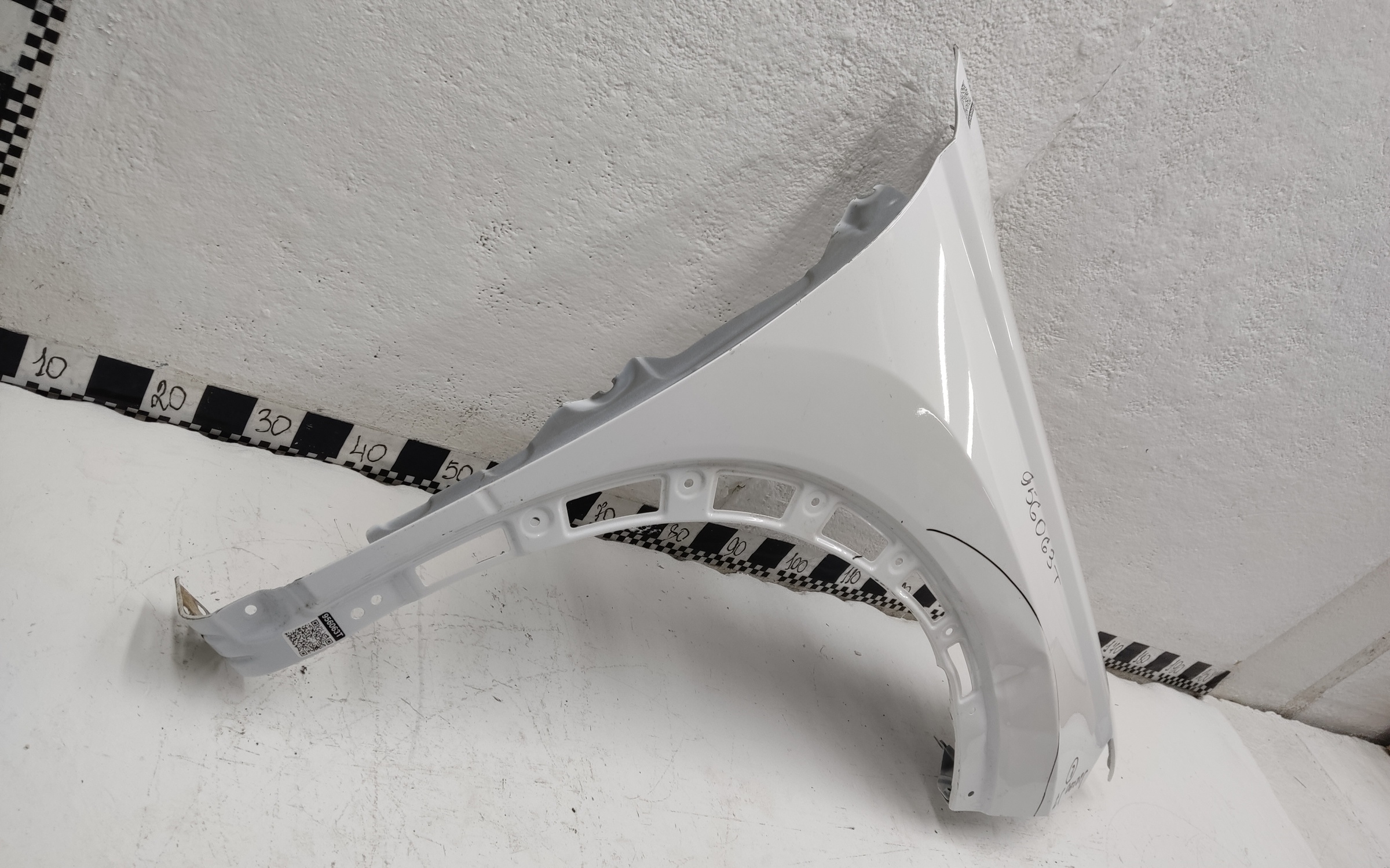 Крыло переднее правое Jaecoo J7