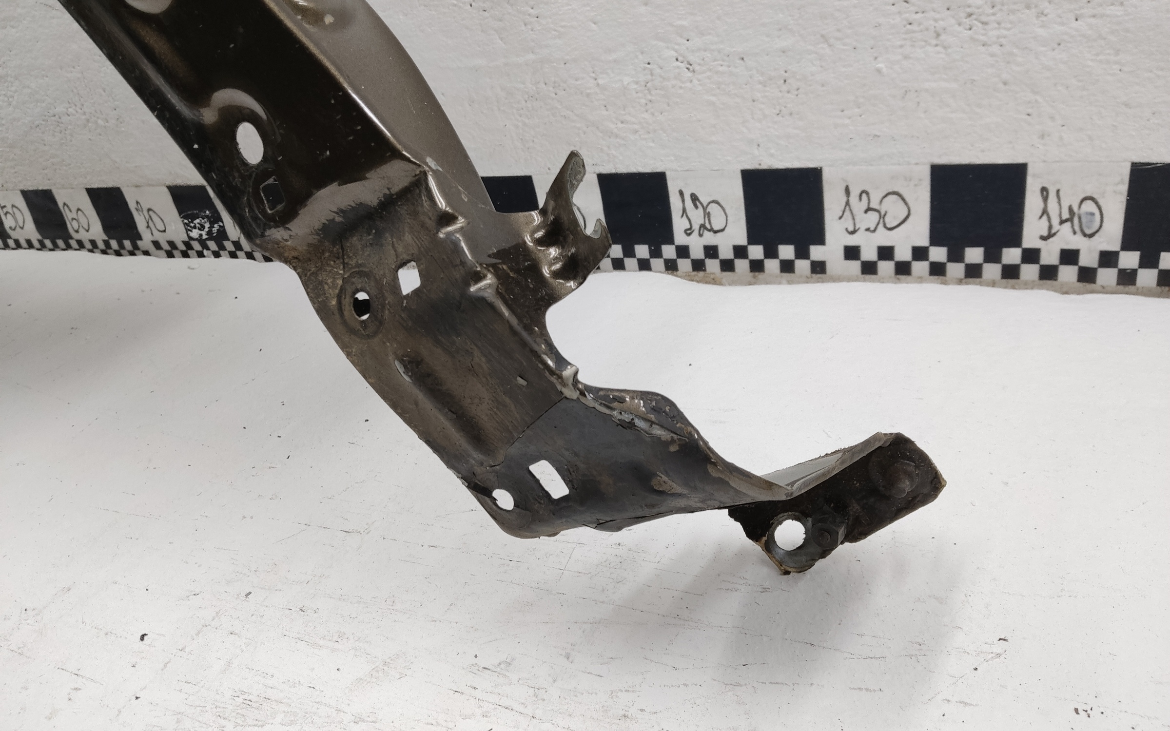 Крыло переднее левое Renault Duster 2