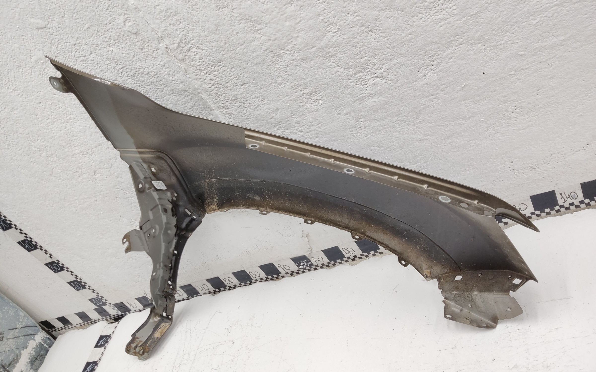 Крыло переднее левое Renault Duster 2