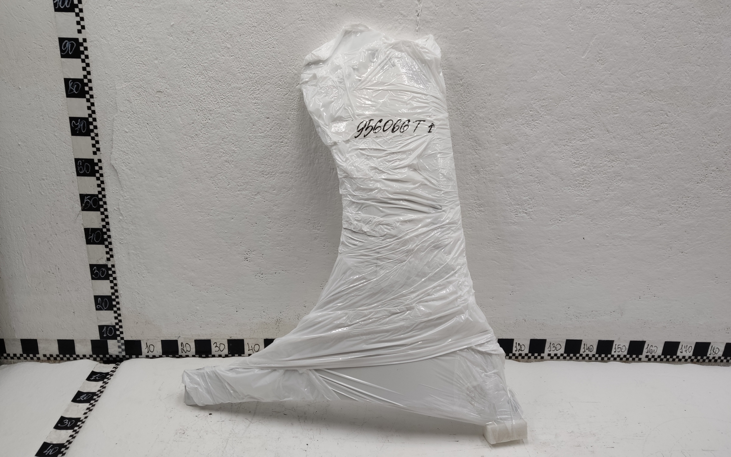 Крыло переднее левое Haval Jolion Restail