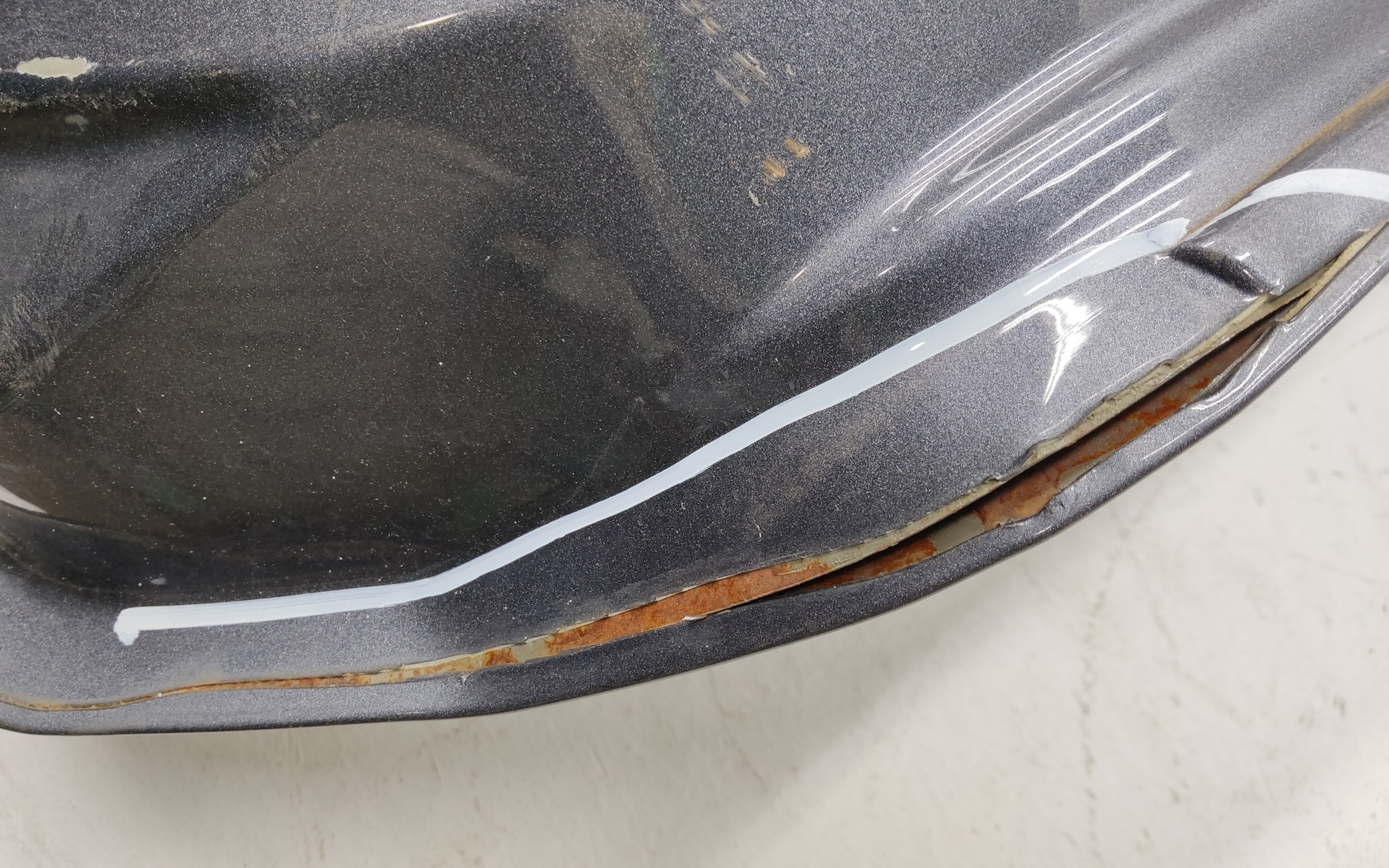 Крышка багажника Chery Tiggo 8