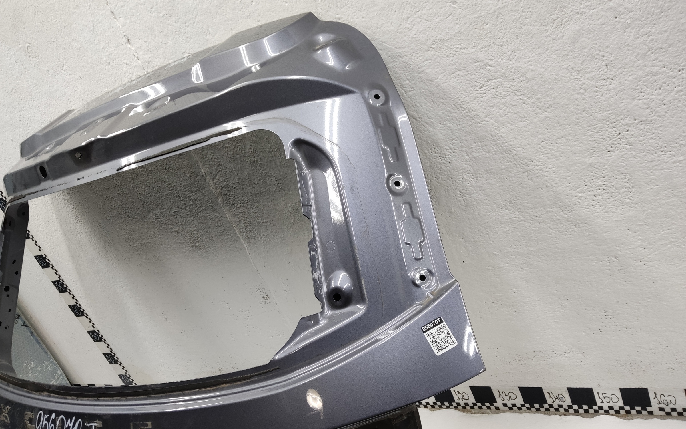 Крышка багажника Chery Tiggo 8