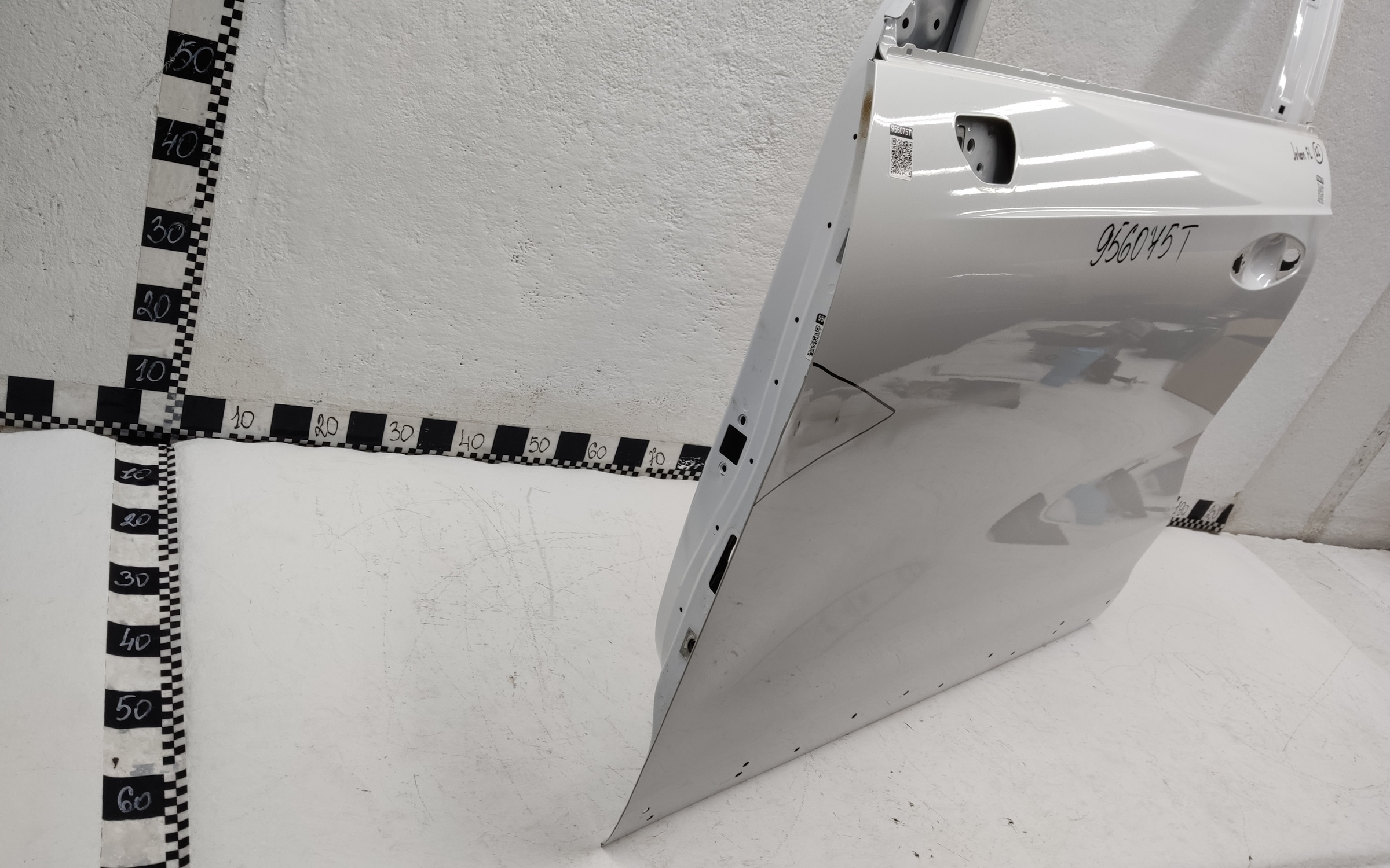 Дверь передняя правая Haval Jolion Restail