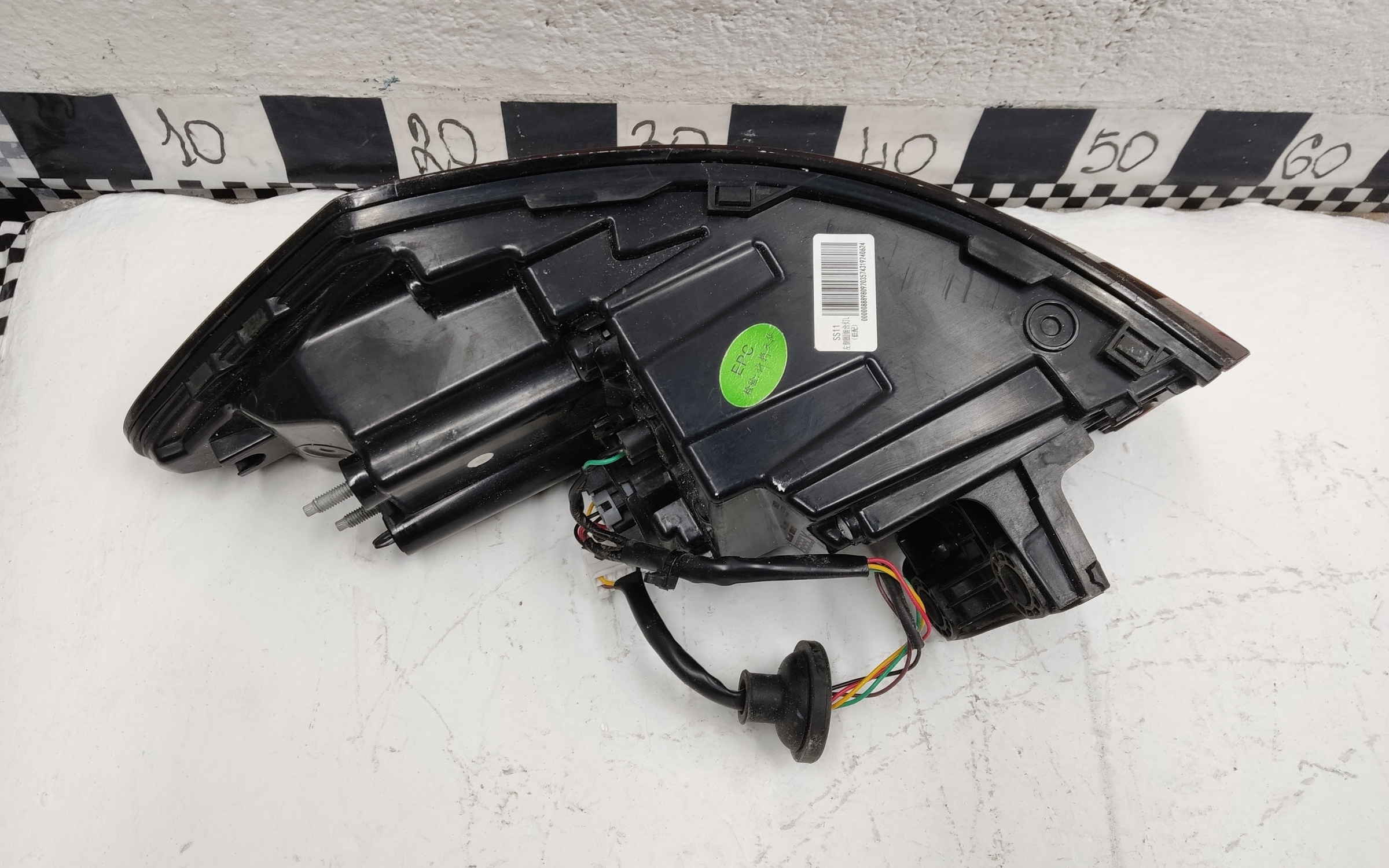 Фонарь задний левый наружный Geely Emgrand 2 LED