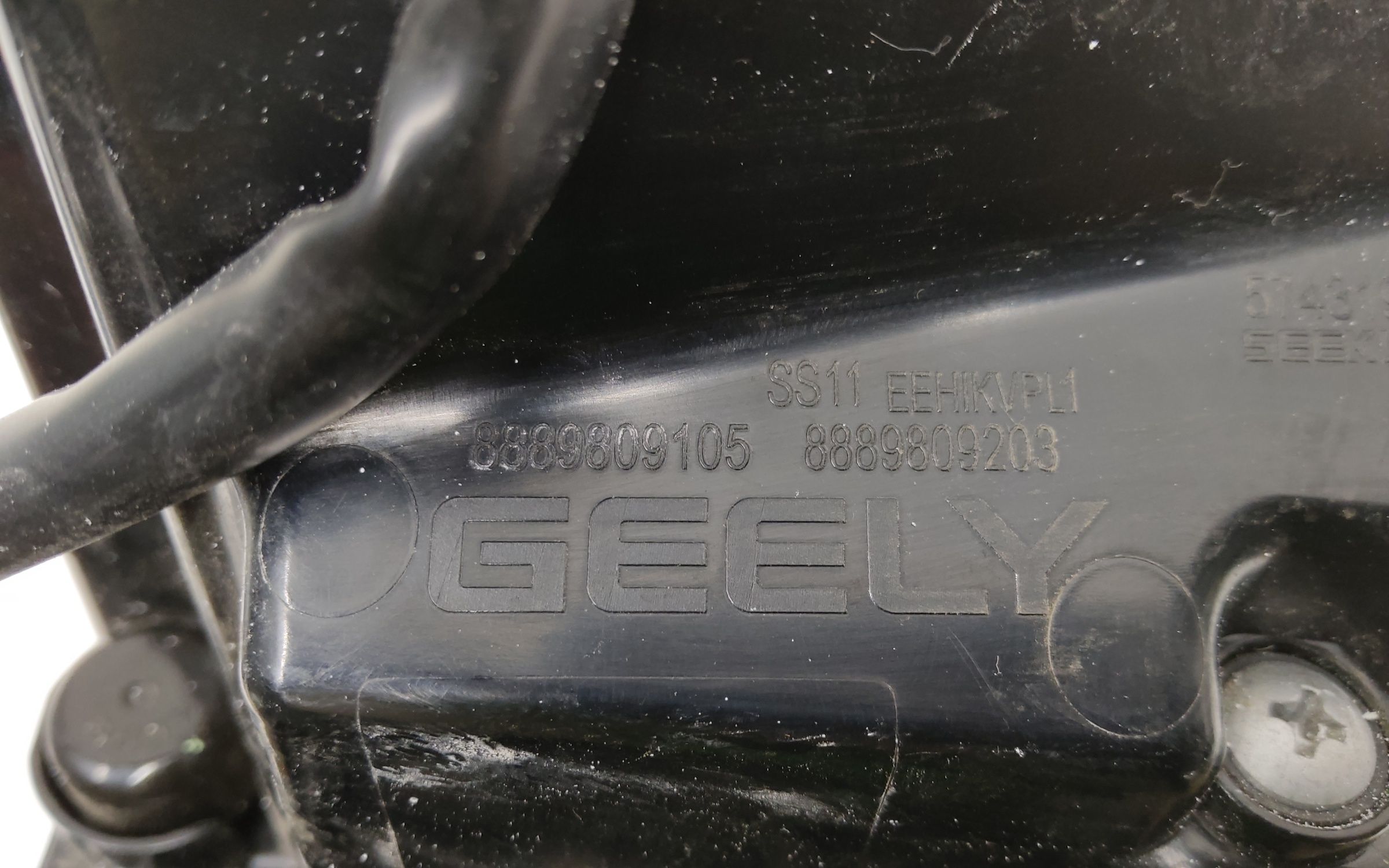 Фонарь задний левый наружный Geely Emgrand 2 LED