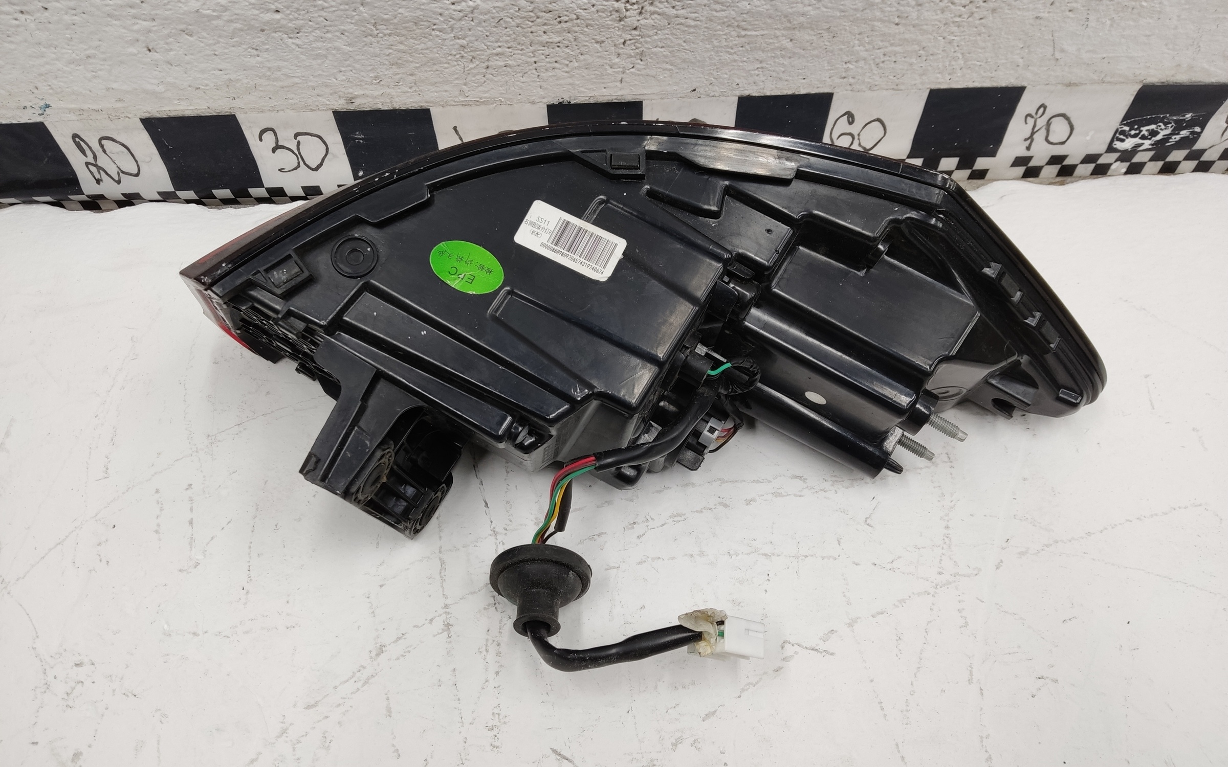 Фонарь задний правый наружный Geely Emgrand 2 LED