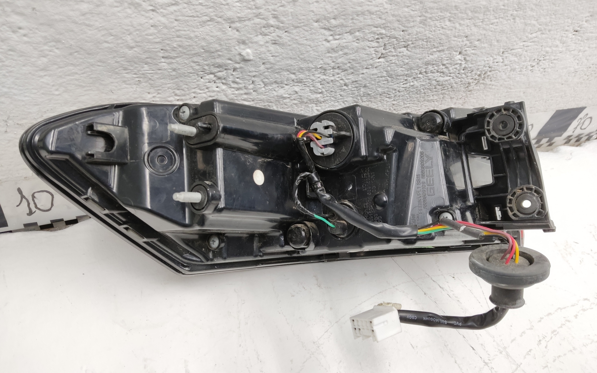 Фонарь задний правый наружный Geely Emgrand 2 LED