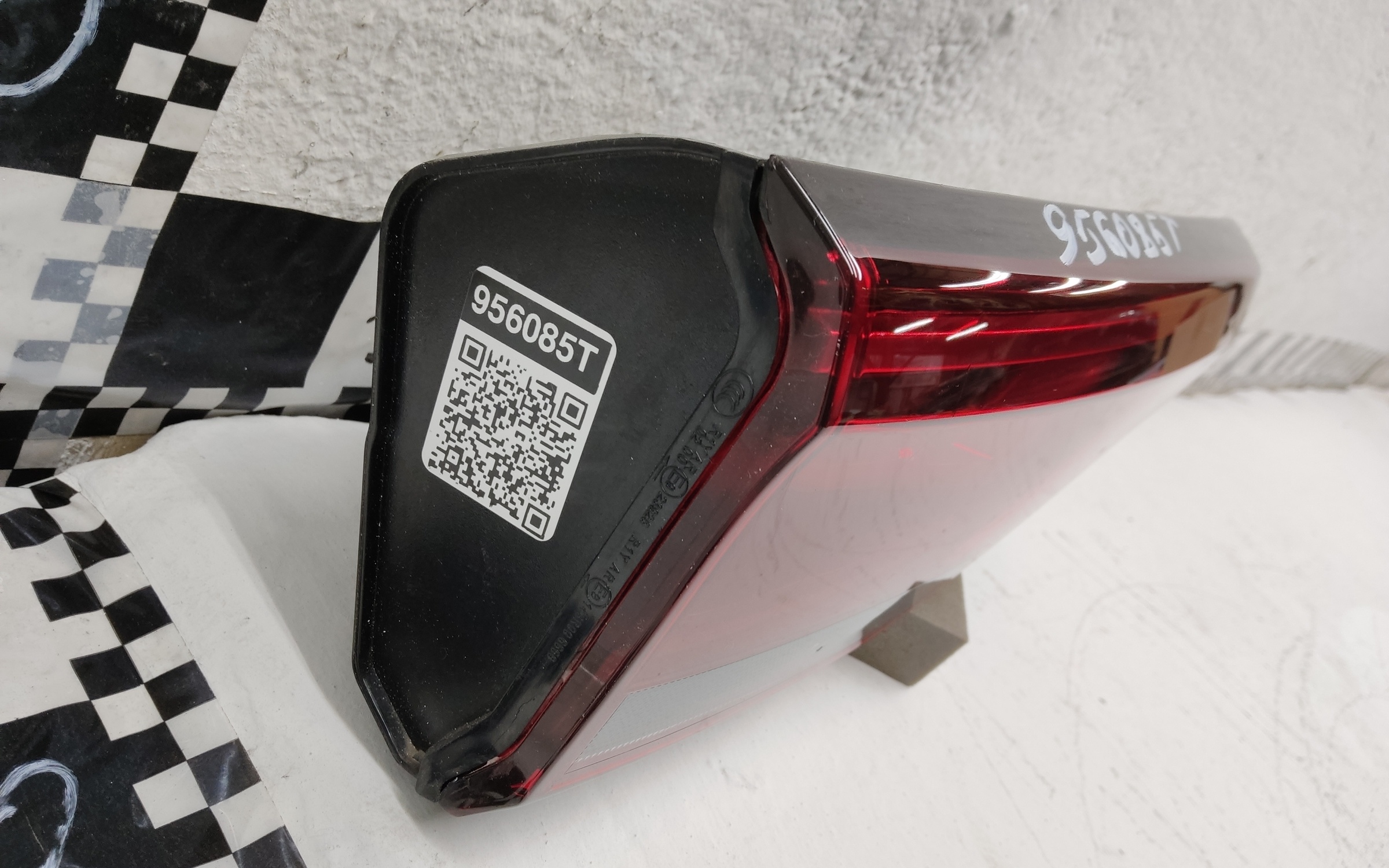 Фонарь задний левый внутренний Geely Emgrand 2 LED