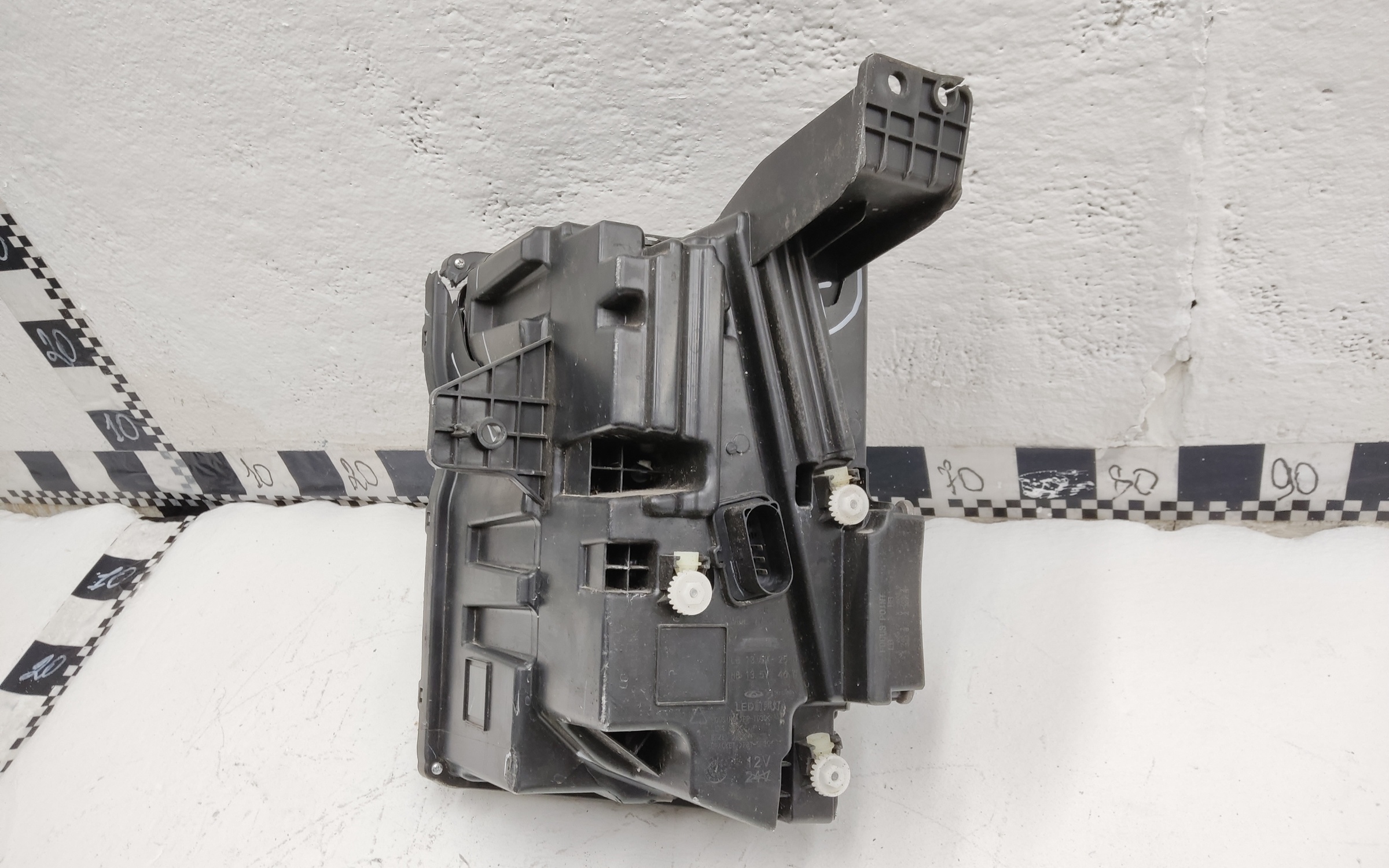 Фара передняя правая Jaecoo J7 LED