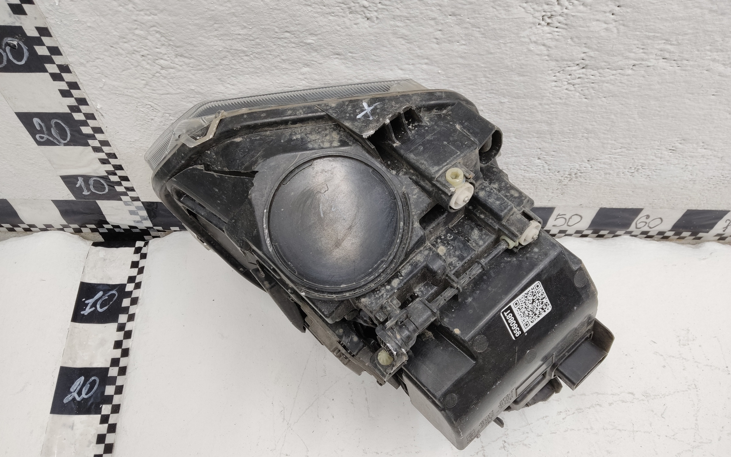 Фара передняя левая Omoda C5 LED