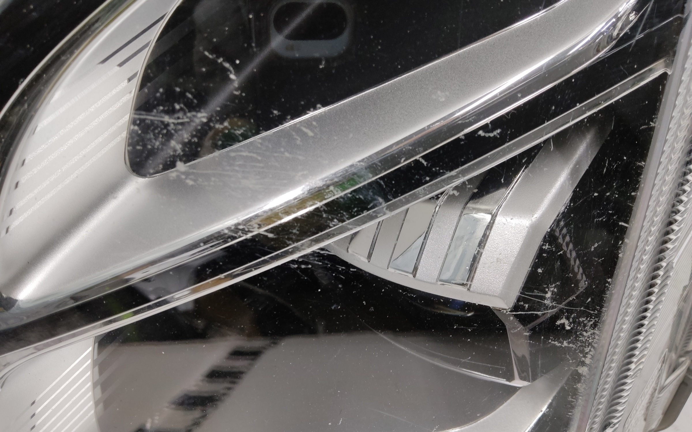 Фара передняя левая Omoda C5 LED