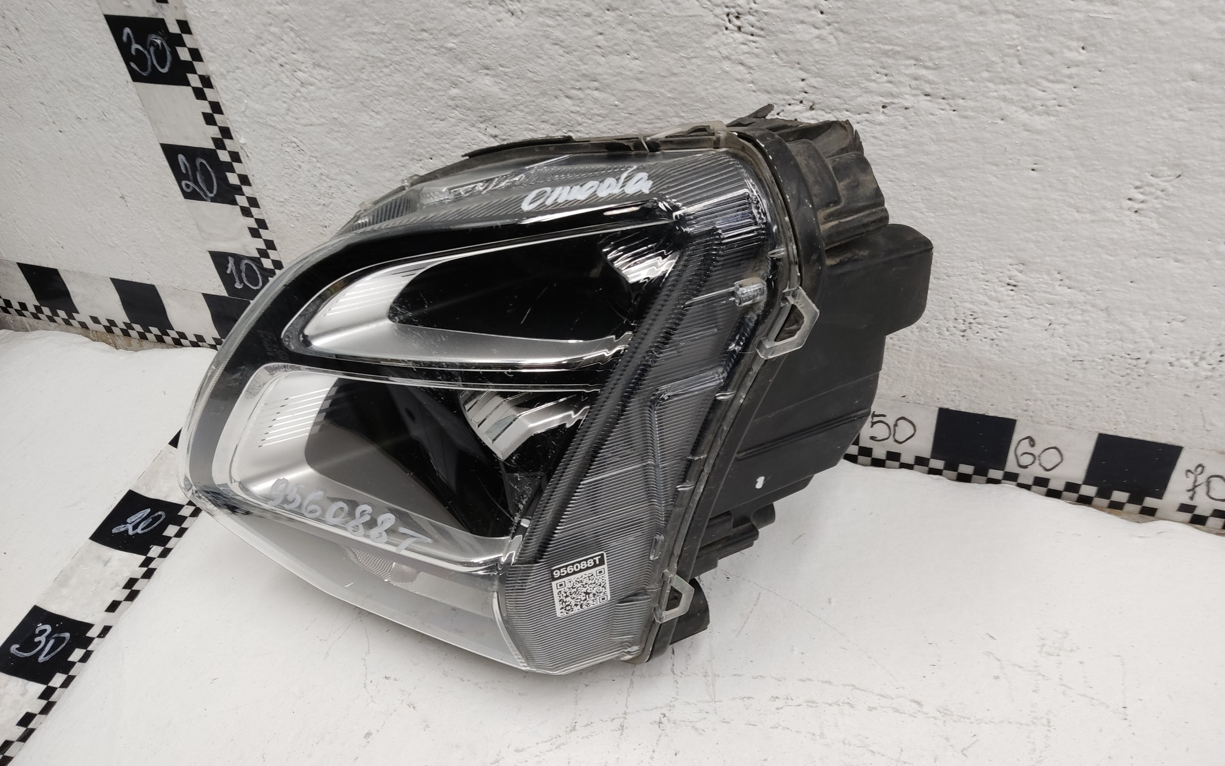 Фара передняя левая Omoda C5 LED