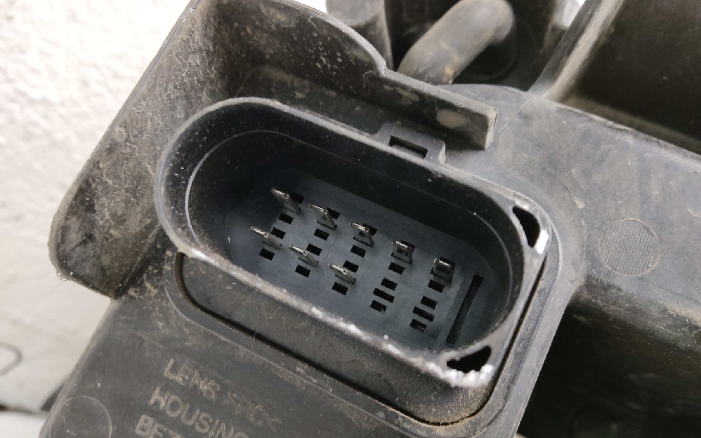 Фара передняя левая Omoda C5 LED