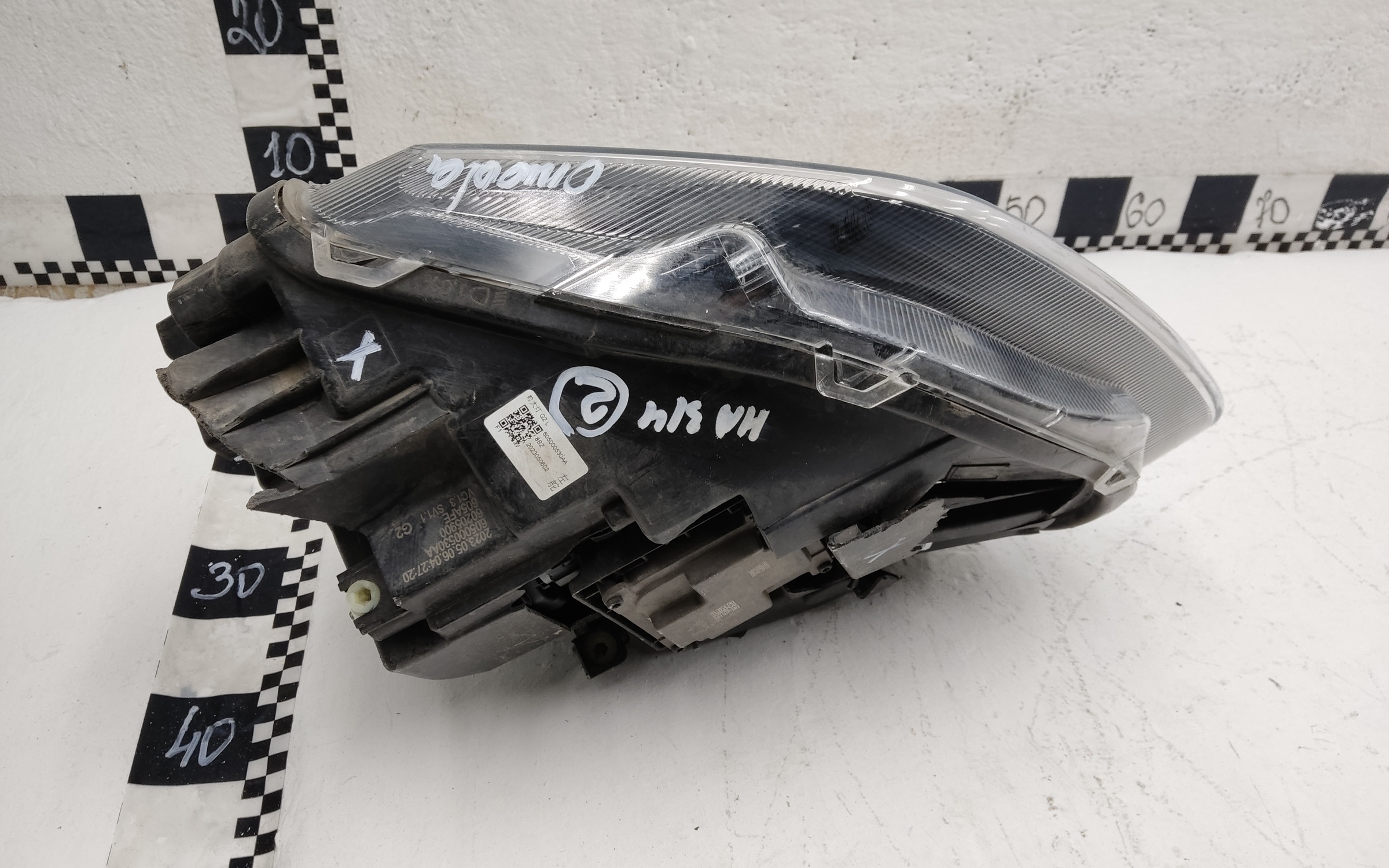 Фара передняя левая Omoda C5 LED