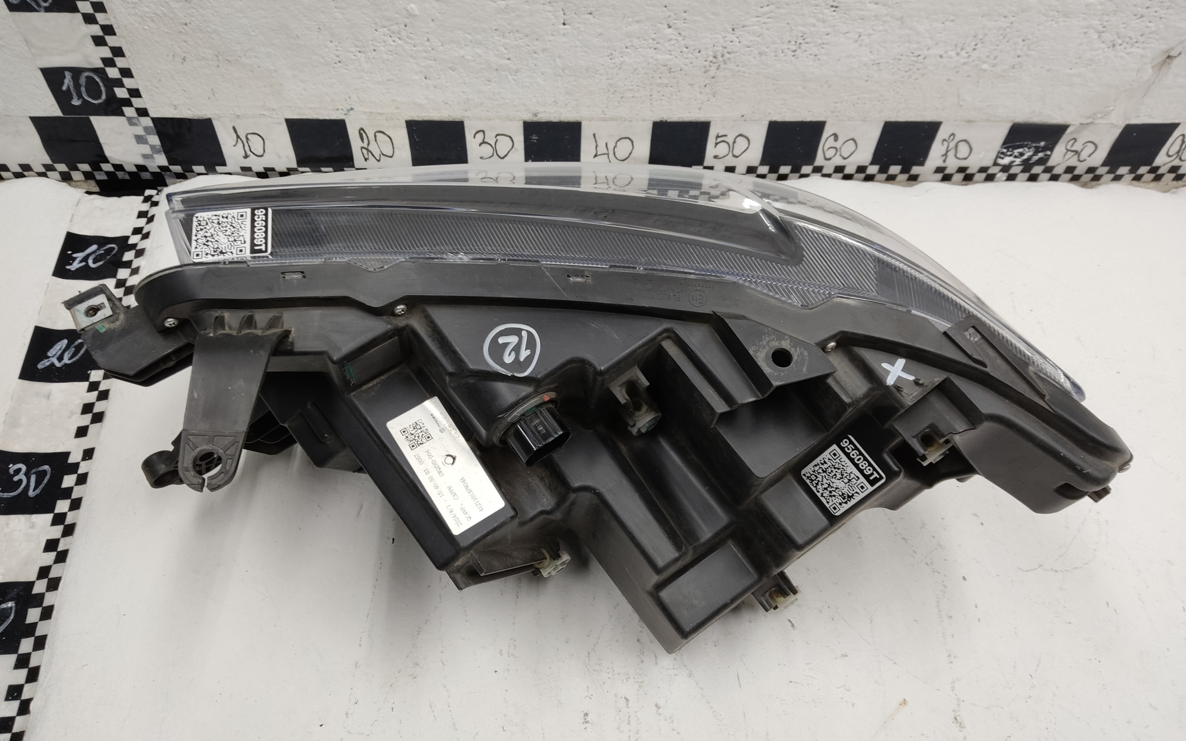 Фара передняя правая Great Wall Poer LED