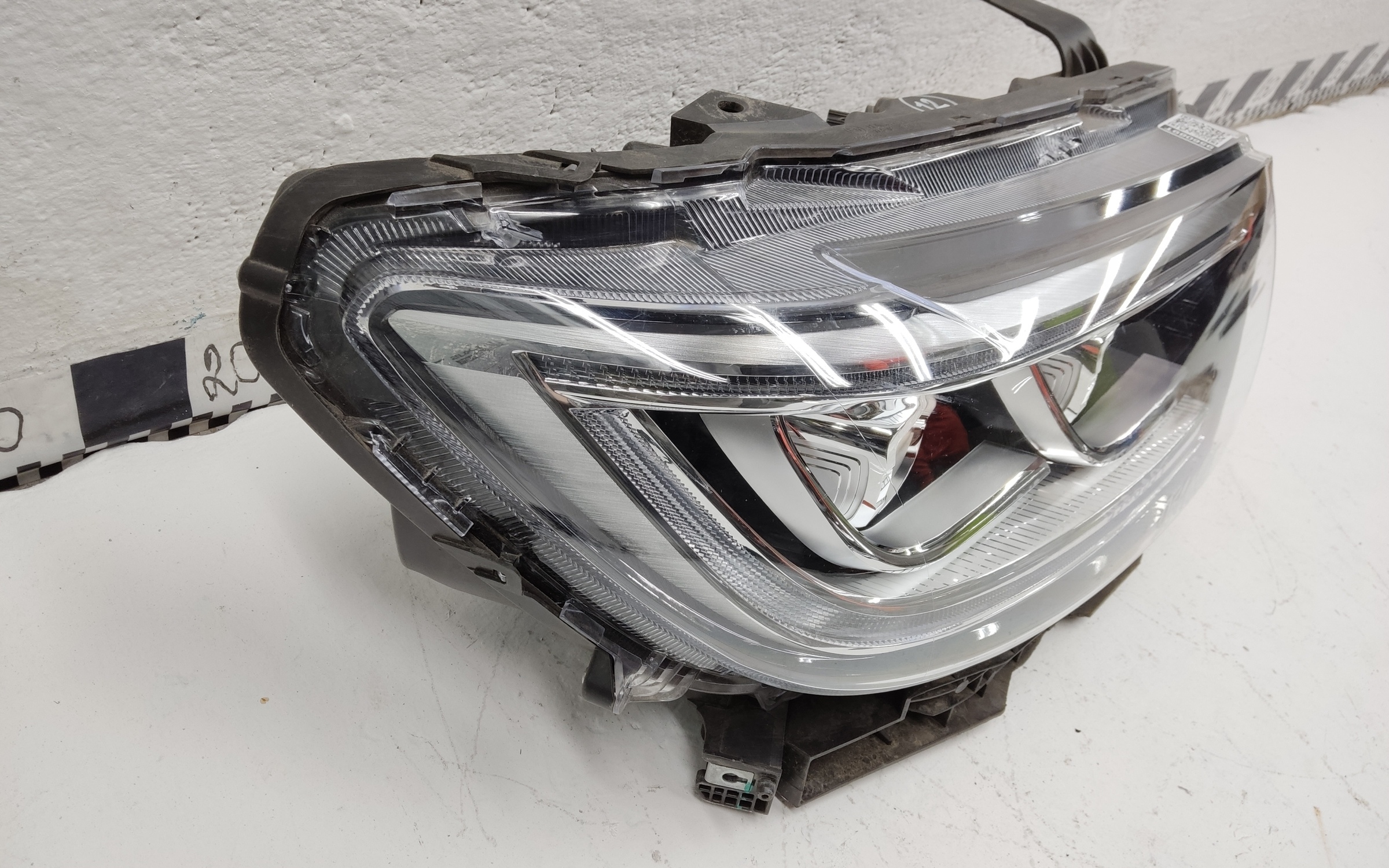 Фара передняя правая Great Wall Poer LED