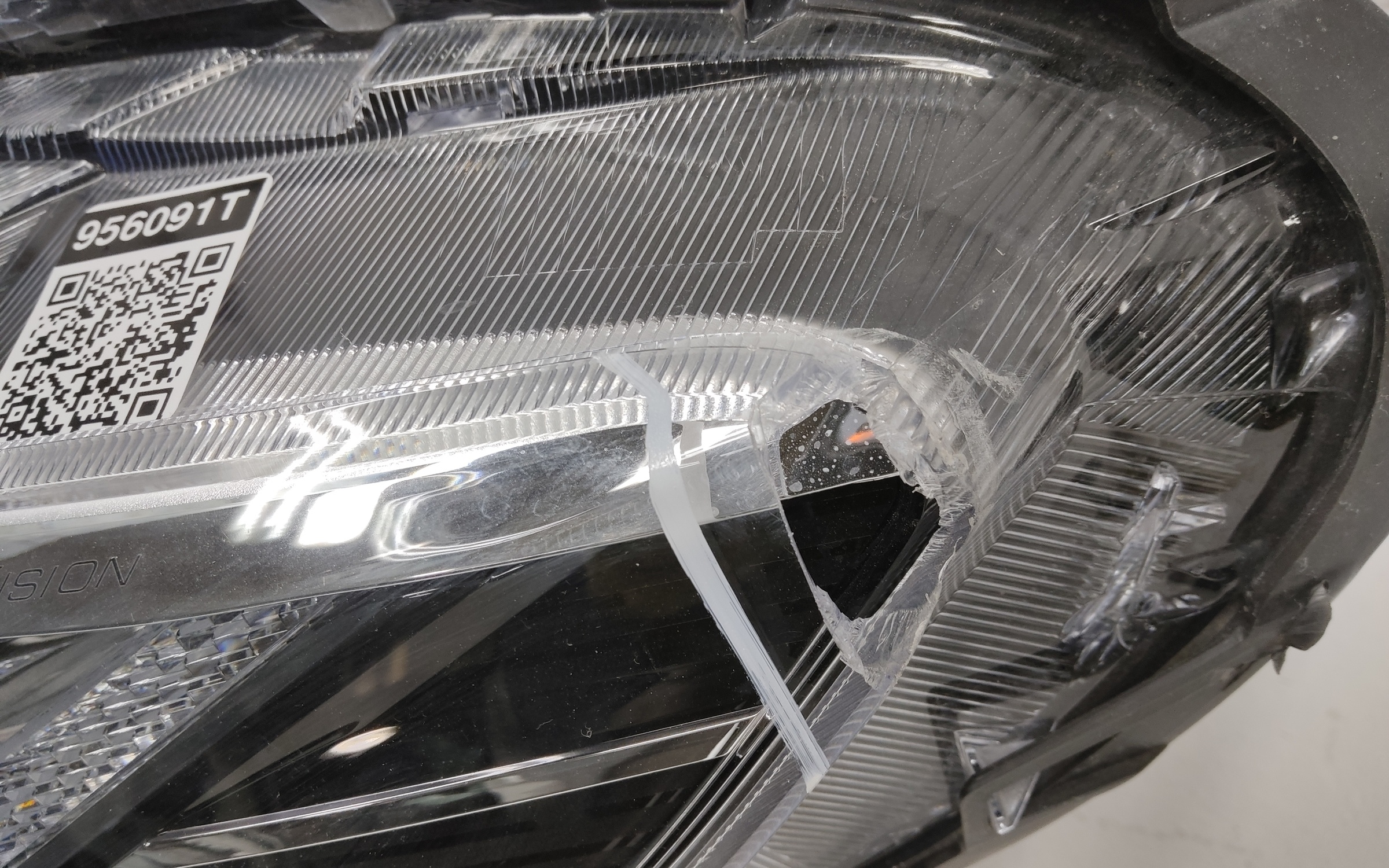 Фара передняя левая Haval Jolion LED