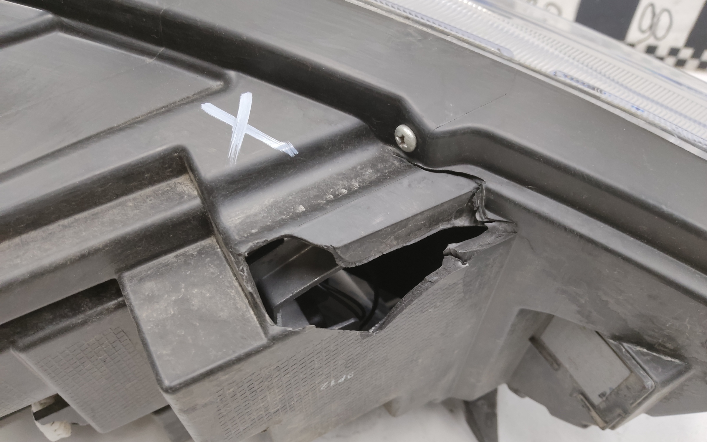 Фара передняя левая Haval Jolion LED