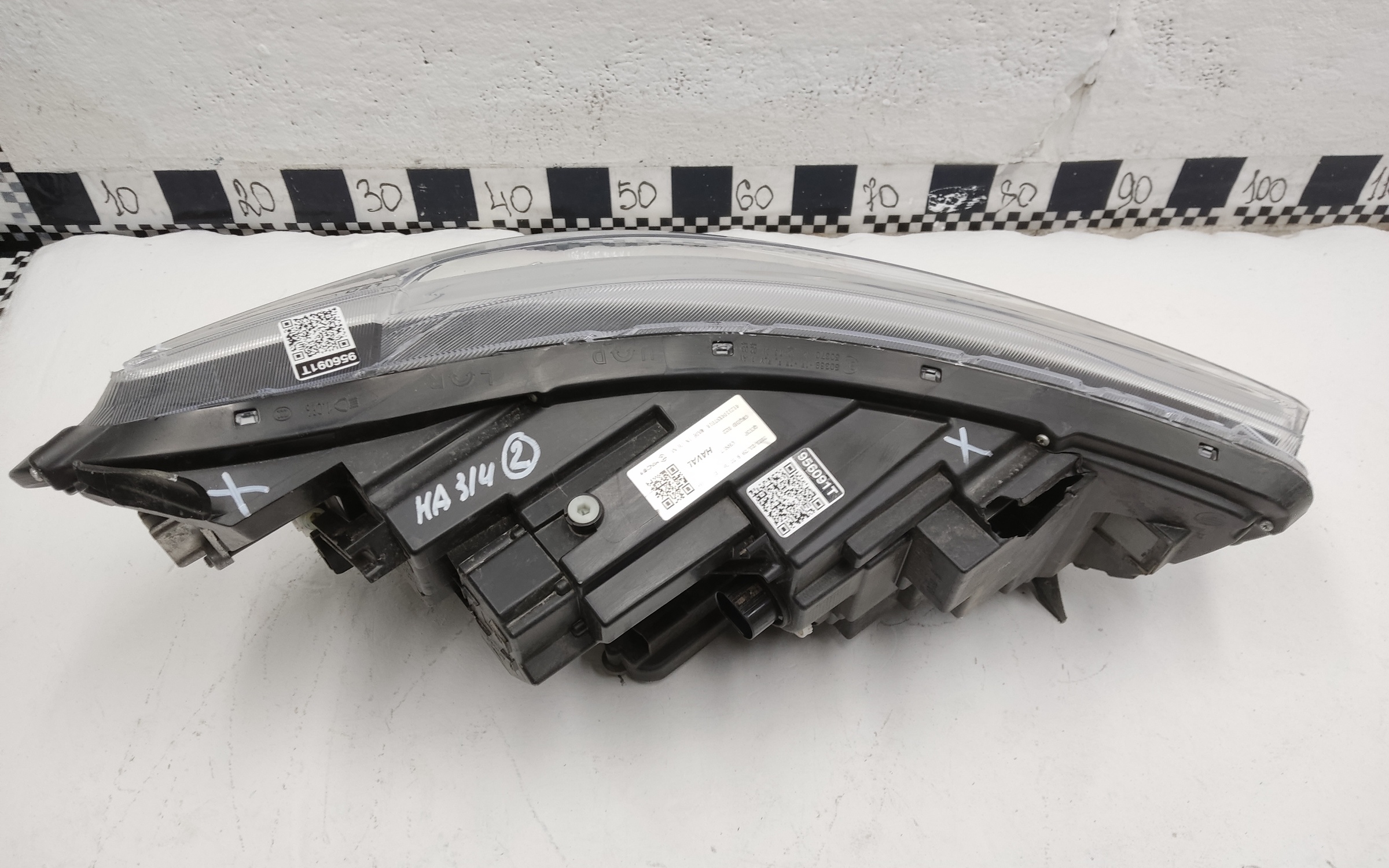 Фара передняя левая Haval Jolion LED