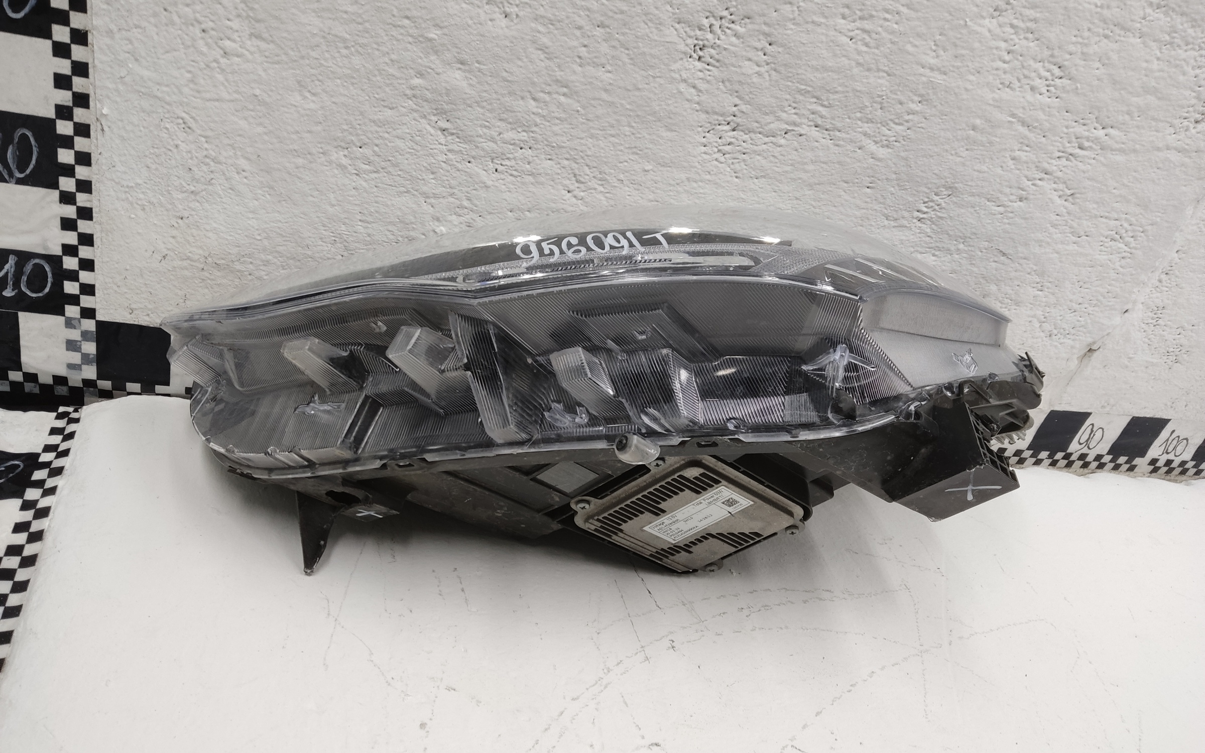 Фара передняя левая Haval Jolion LED