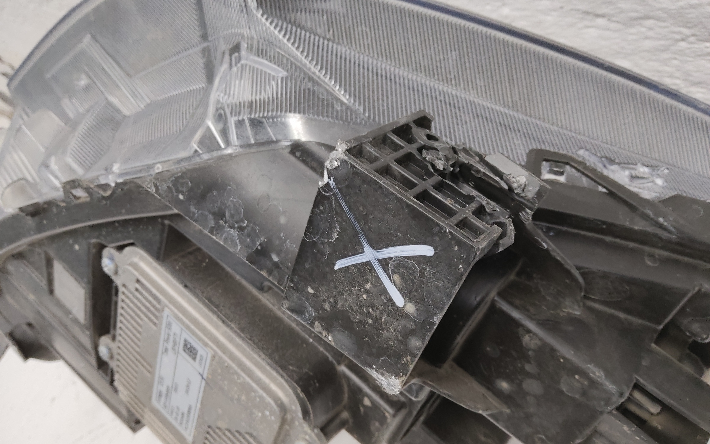 Фара передняя левая Haval Jolion LED