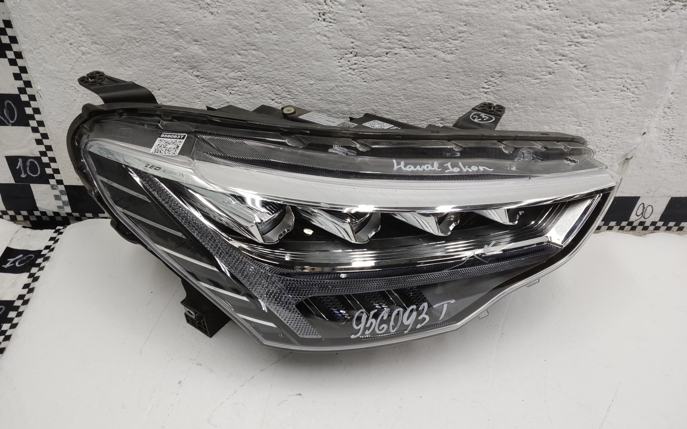 Фара передняя правая Haval Jolion LED