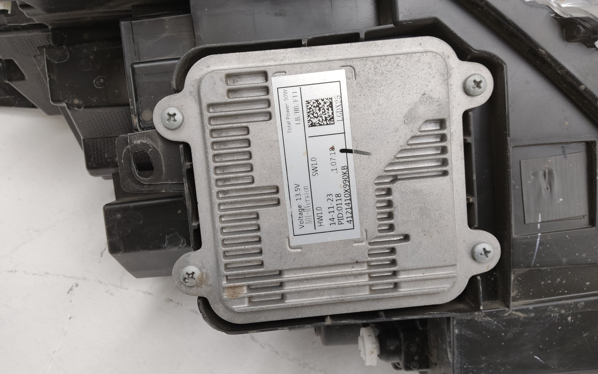 Фара передняя правая Haval Jolion LED