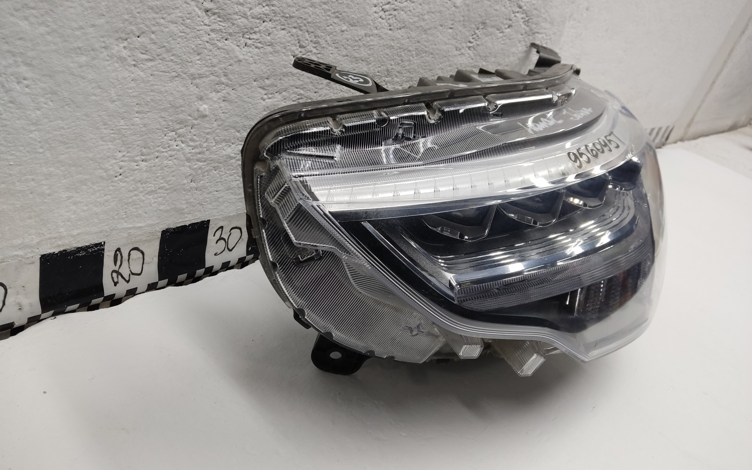 Фара передняя левая Haval Jolion LED