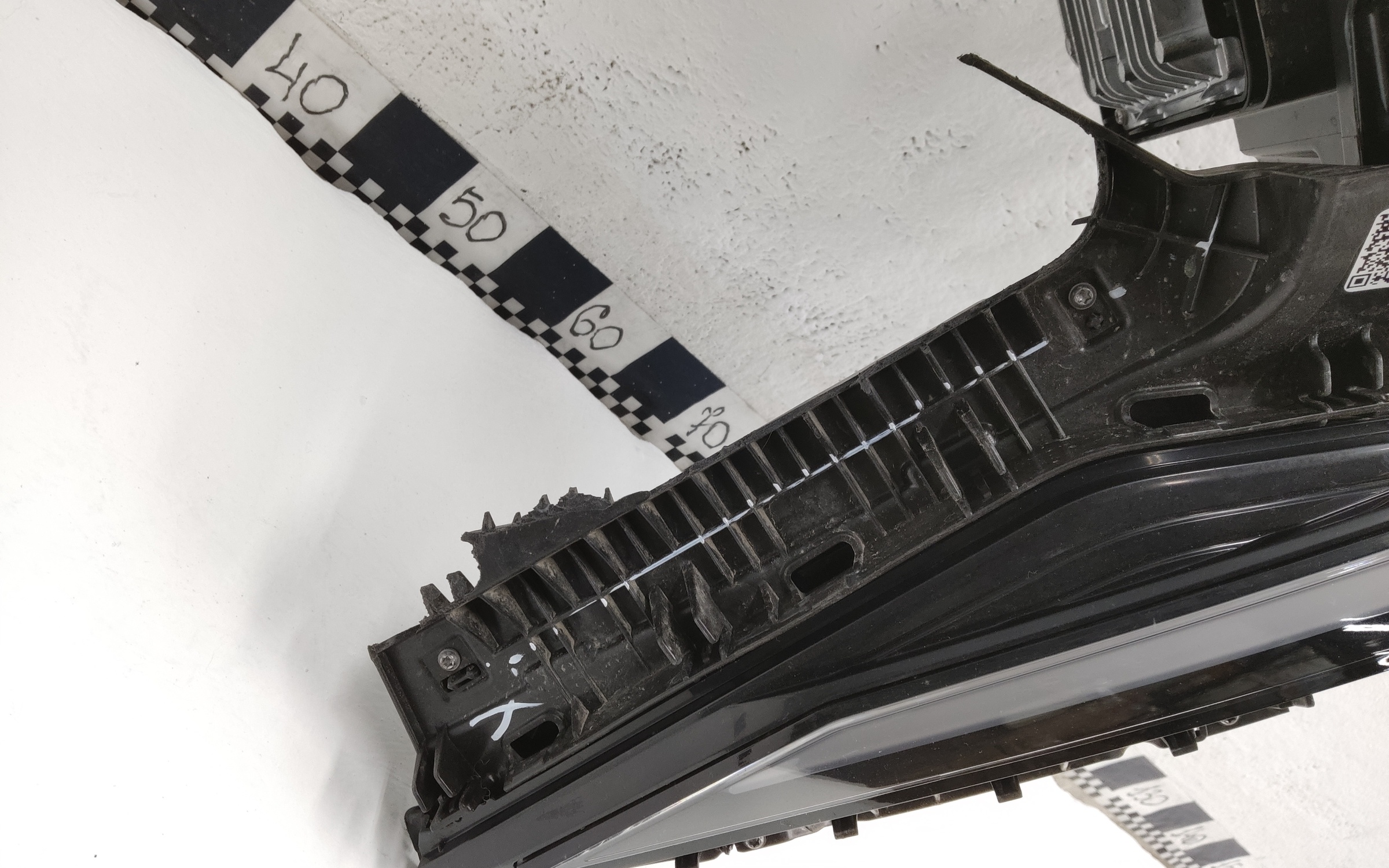 Фара передняя левая Geely Atlas 2 LED