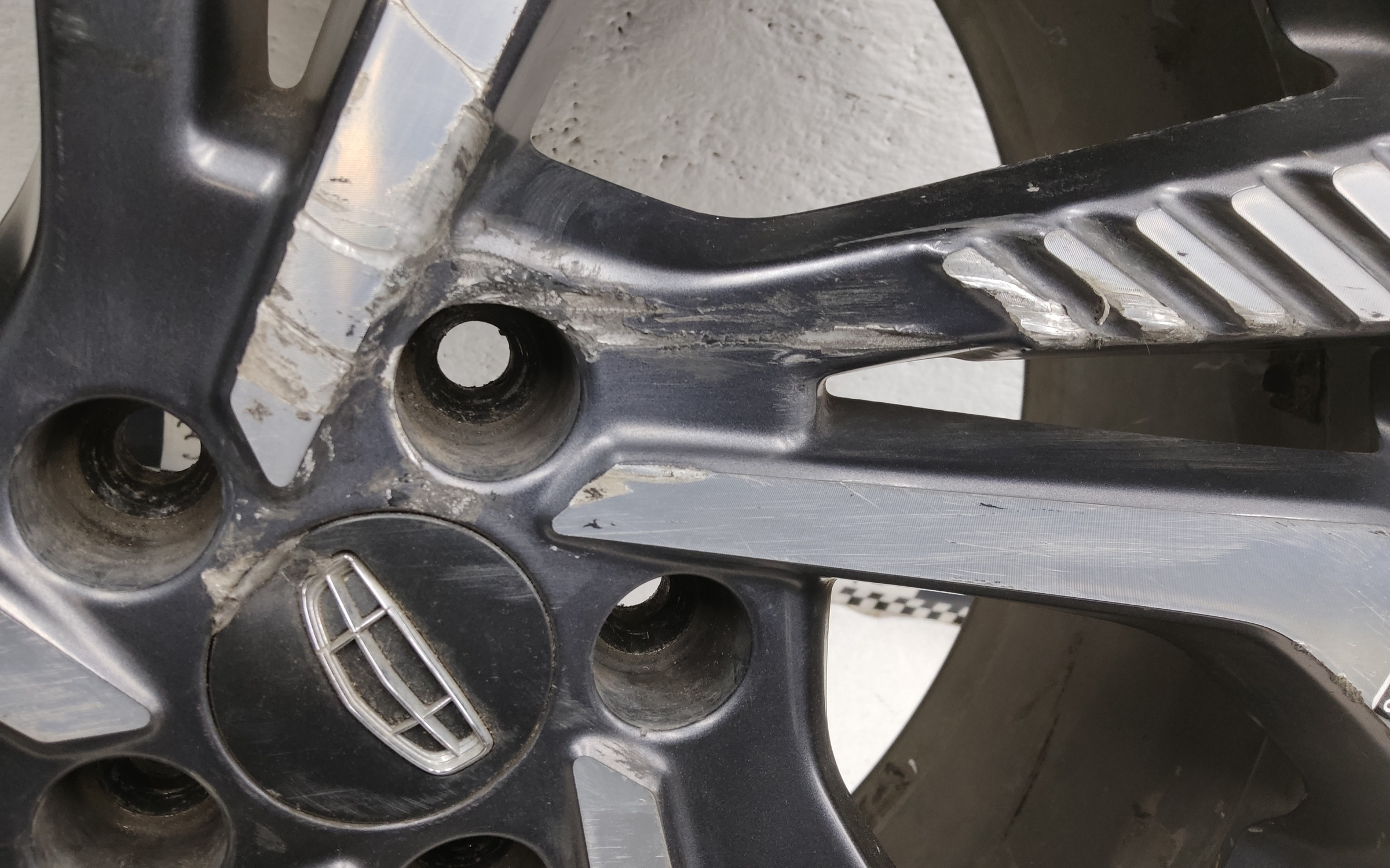 Диск колеса литой Geely Monjaro R20