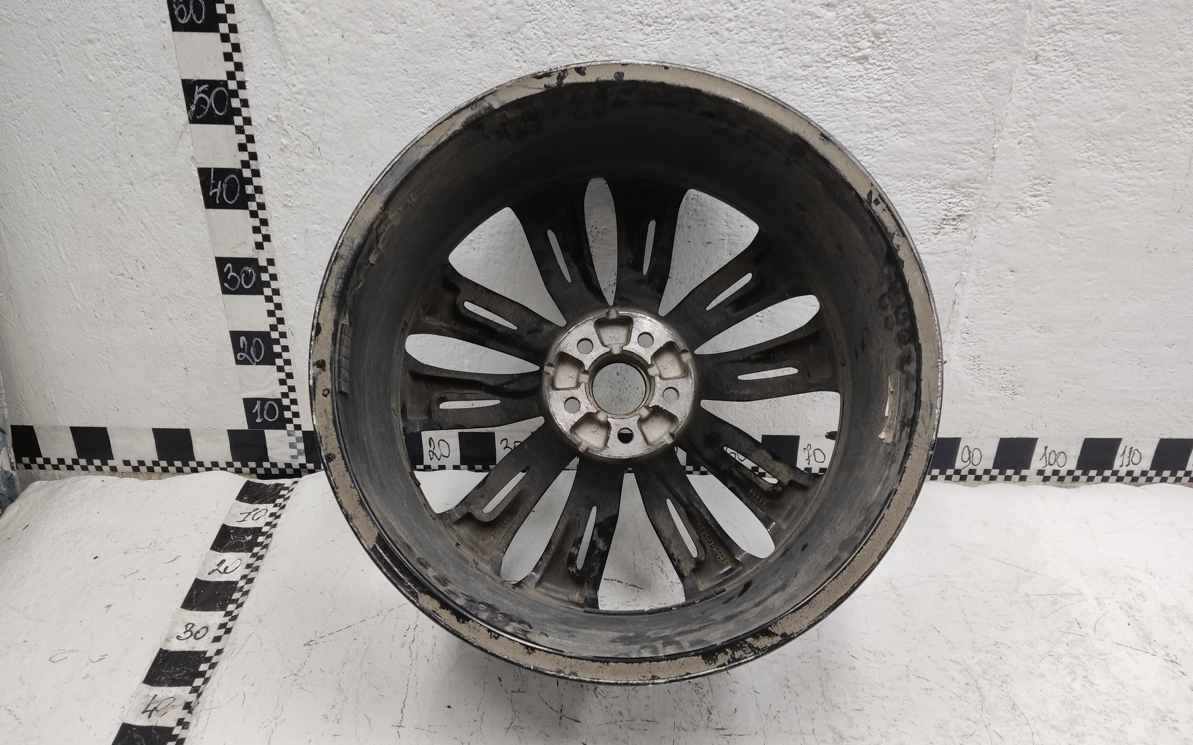 Диск колеса литой Geely Tugella R20 черный