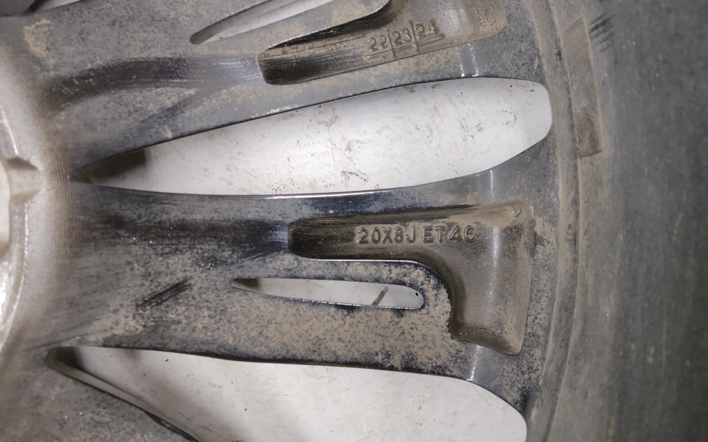 Диск колеса литой Geely Tugella R20 черный