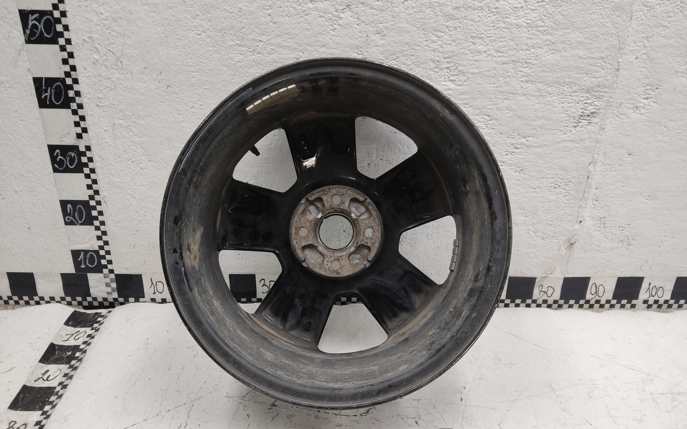 Диск колеса литой Lada Largus Cross Restail R16