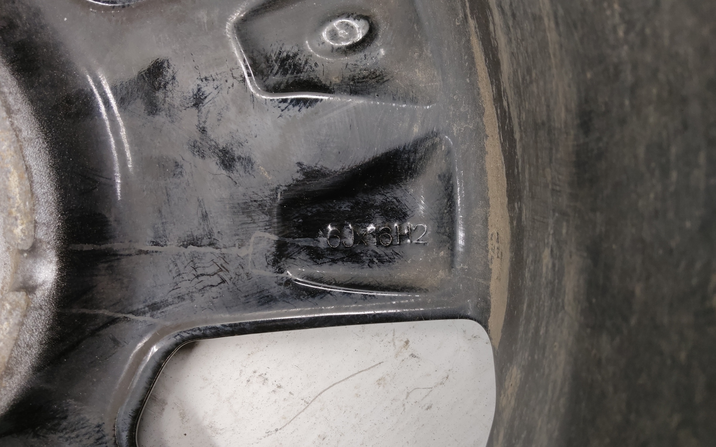 Диск колеса литой Lada Largus Cross Restail R16