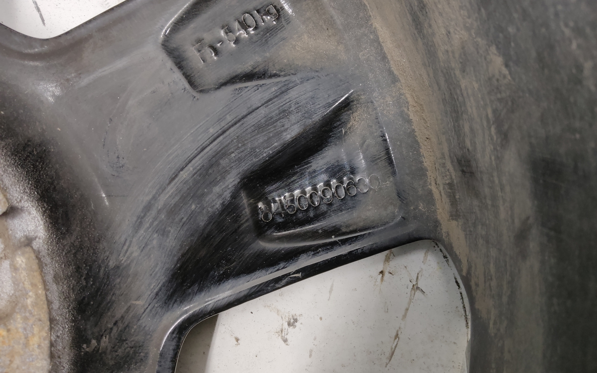 Диск колеса литой Lada Largus Cross Restail R16