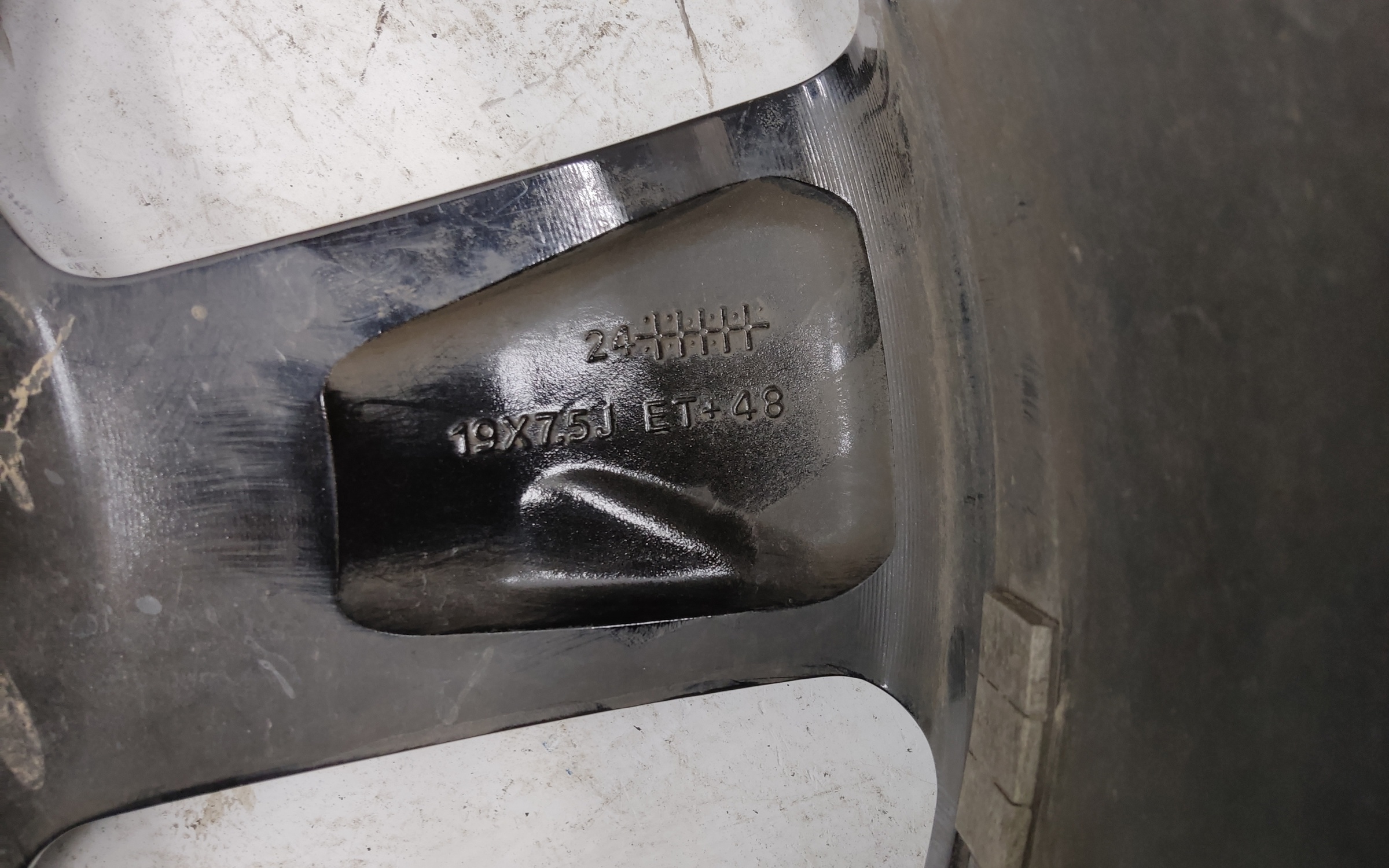 Диск колеса литой Geely Cityray R19