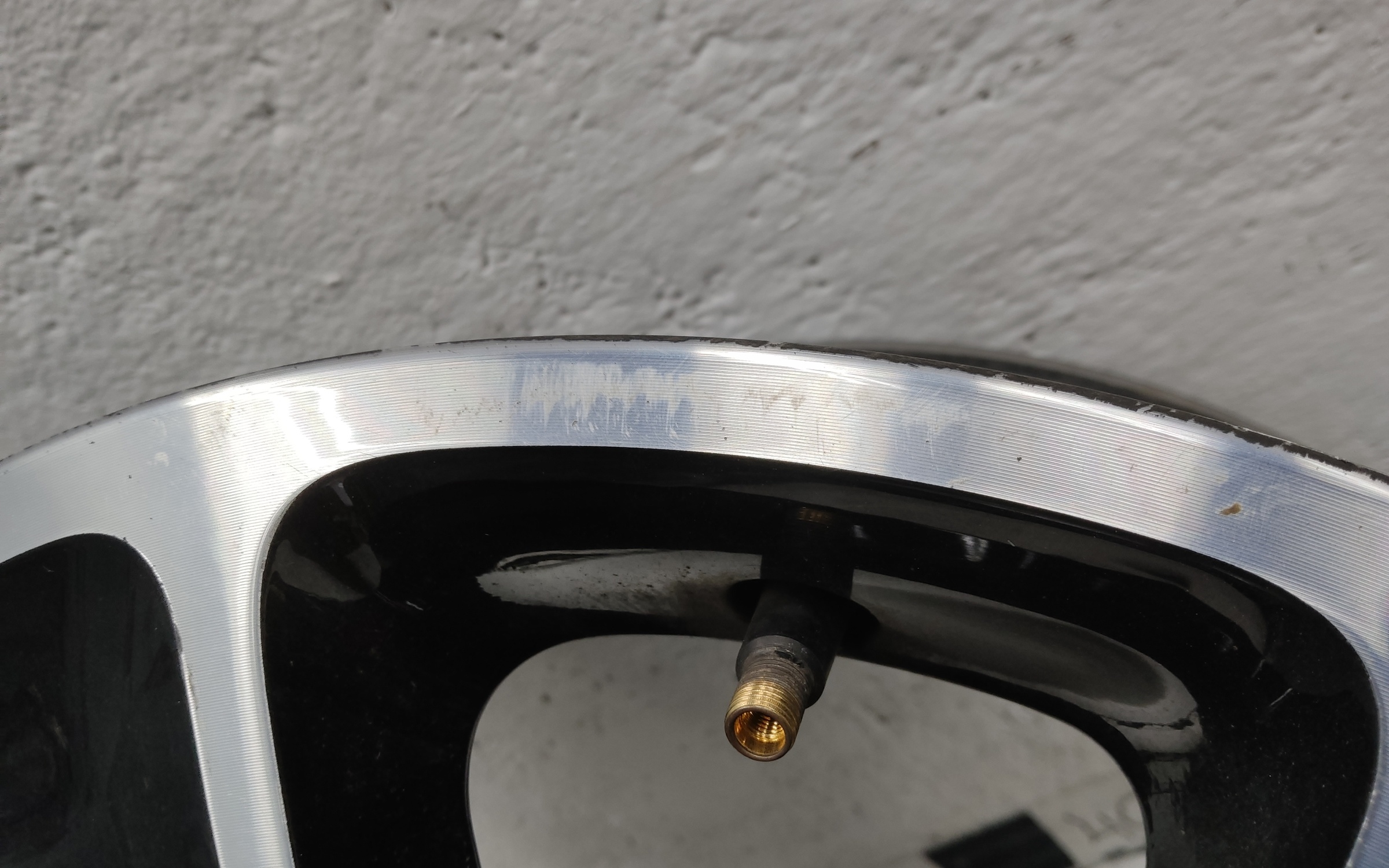 Диск колеса литой Renault Kaptur R16