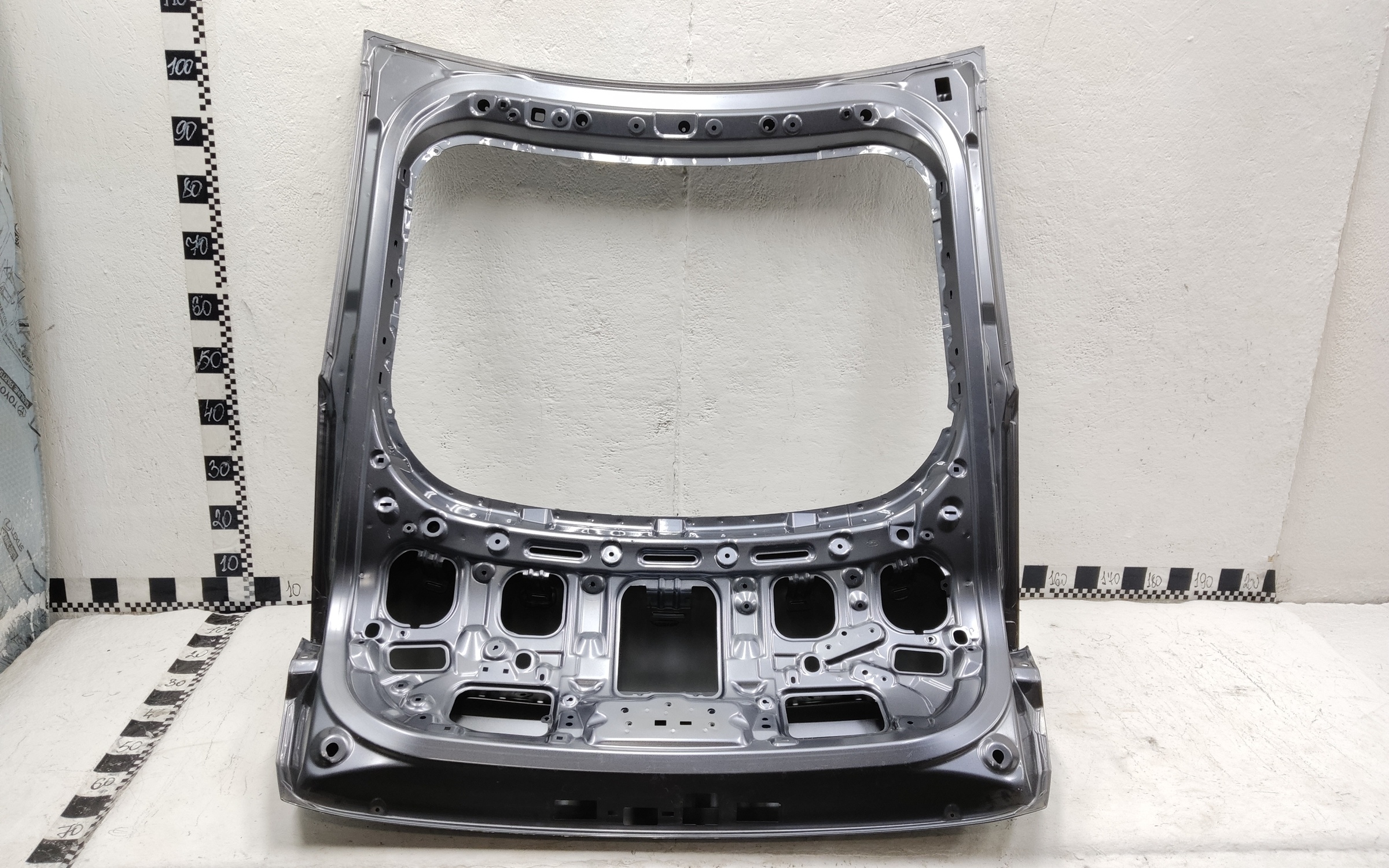 Крышка багажника Москвич 6